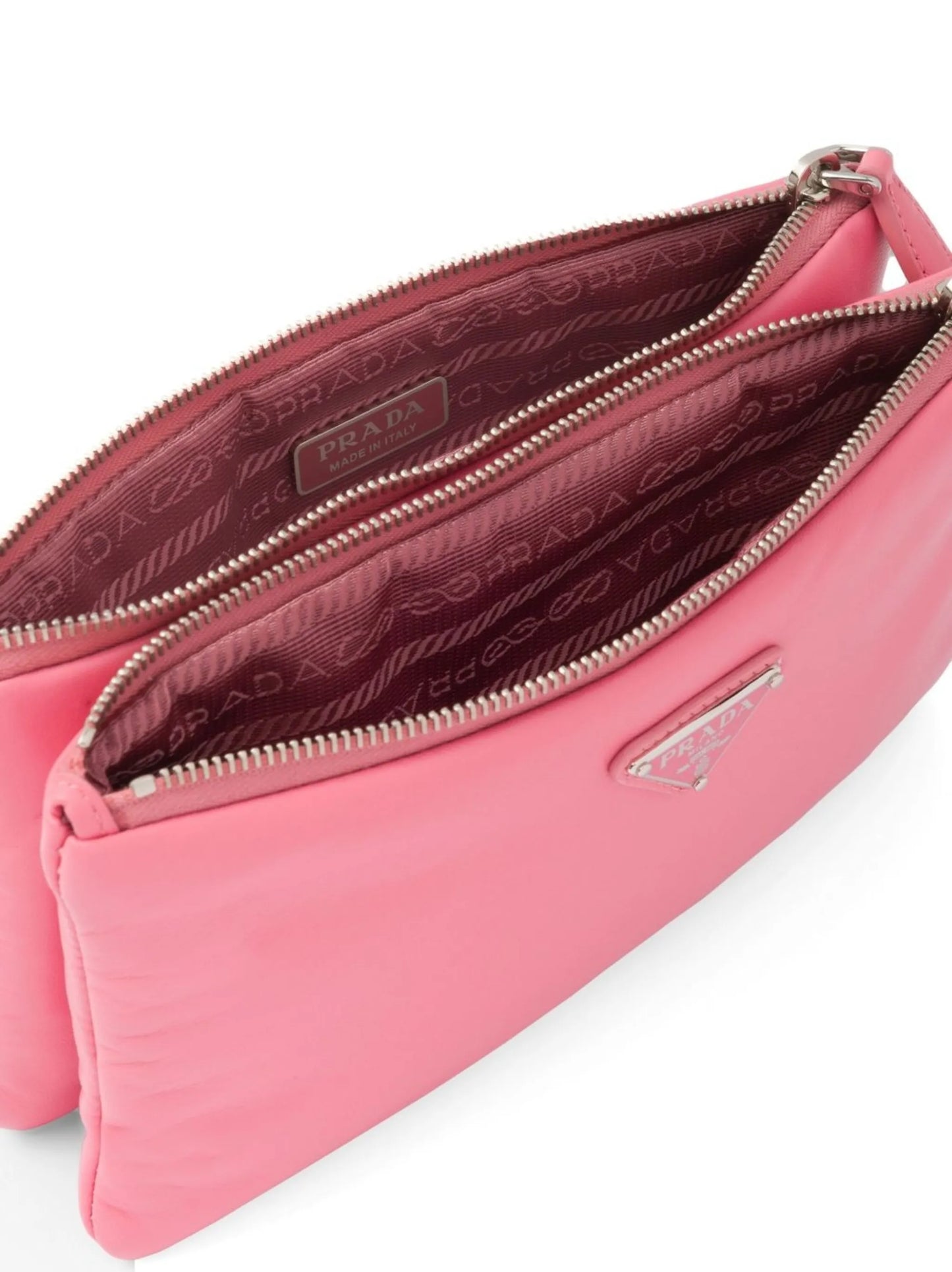 dividable logo-plaque pouch