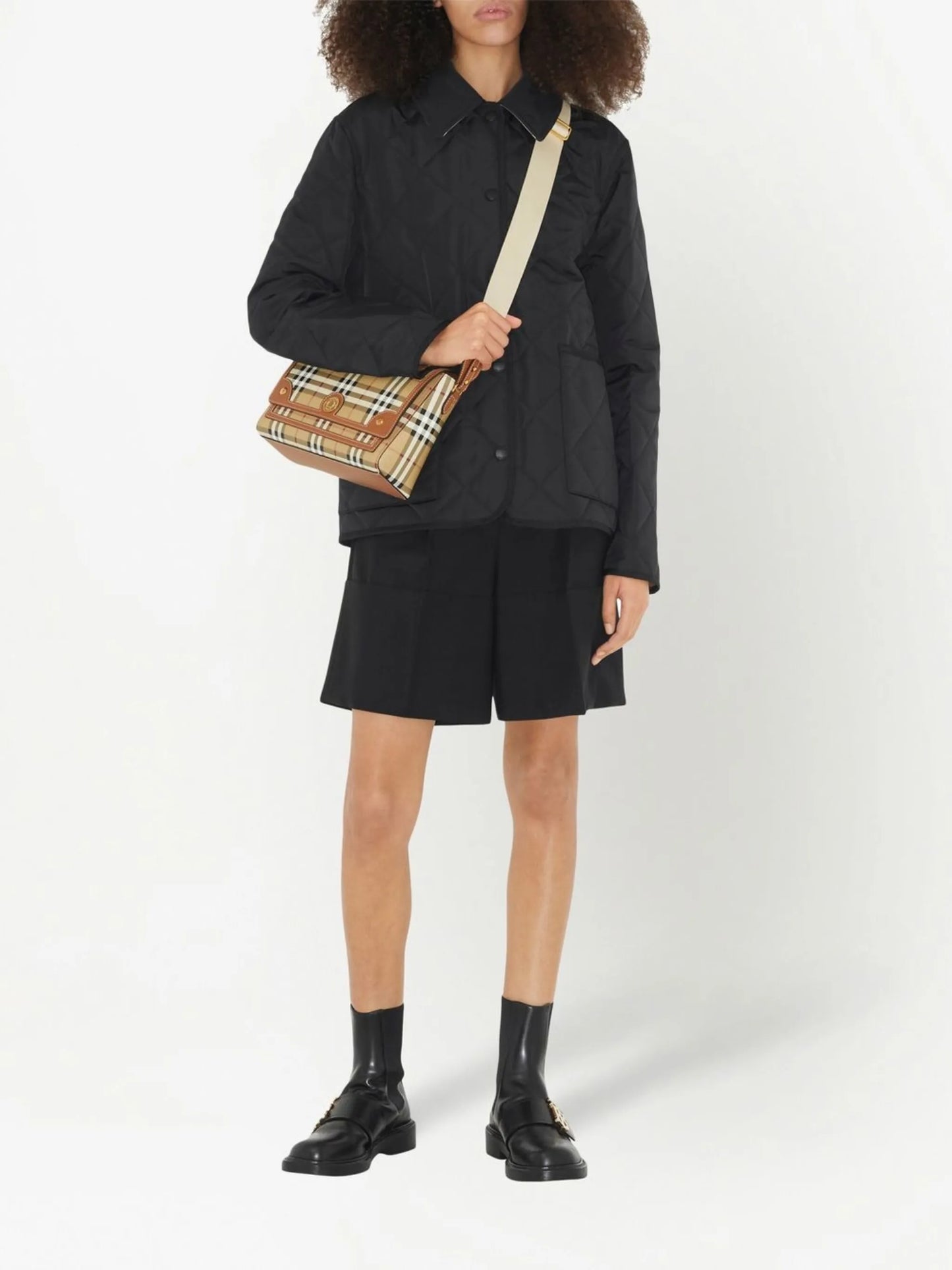 Note check crossbody bag