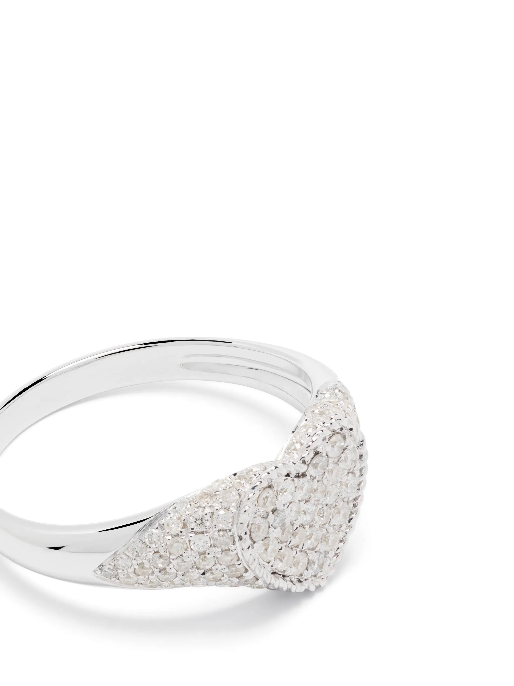 9kt white gold Baby Chevalier Coeur diamond signet ring