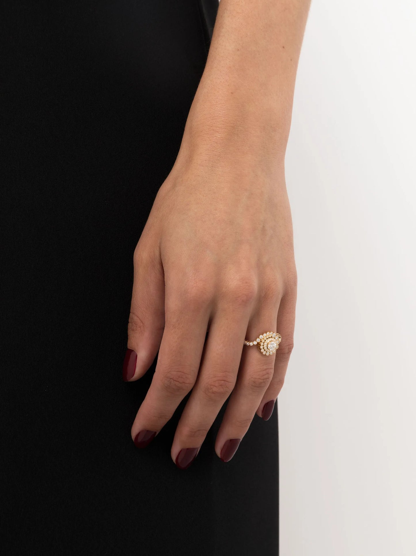 18kt yellow gold Escargot Plateau diamond ring