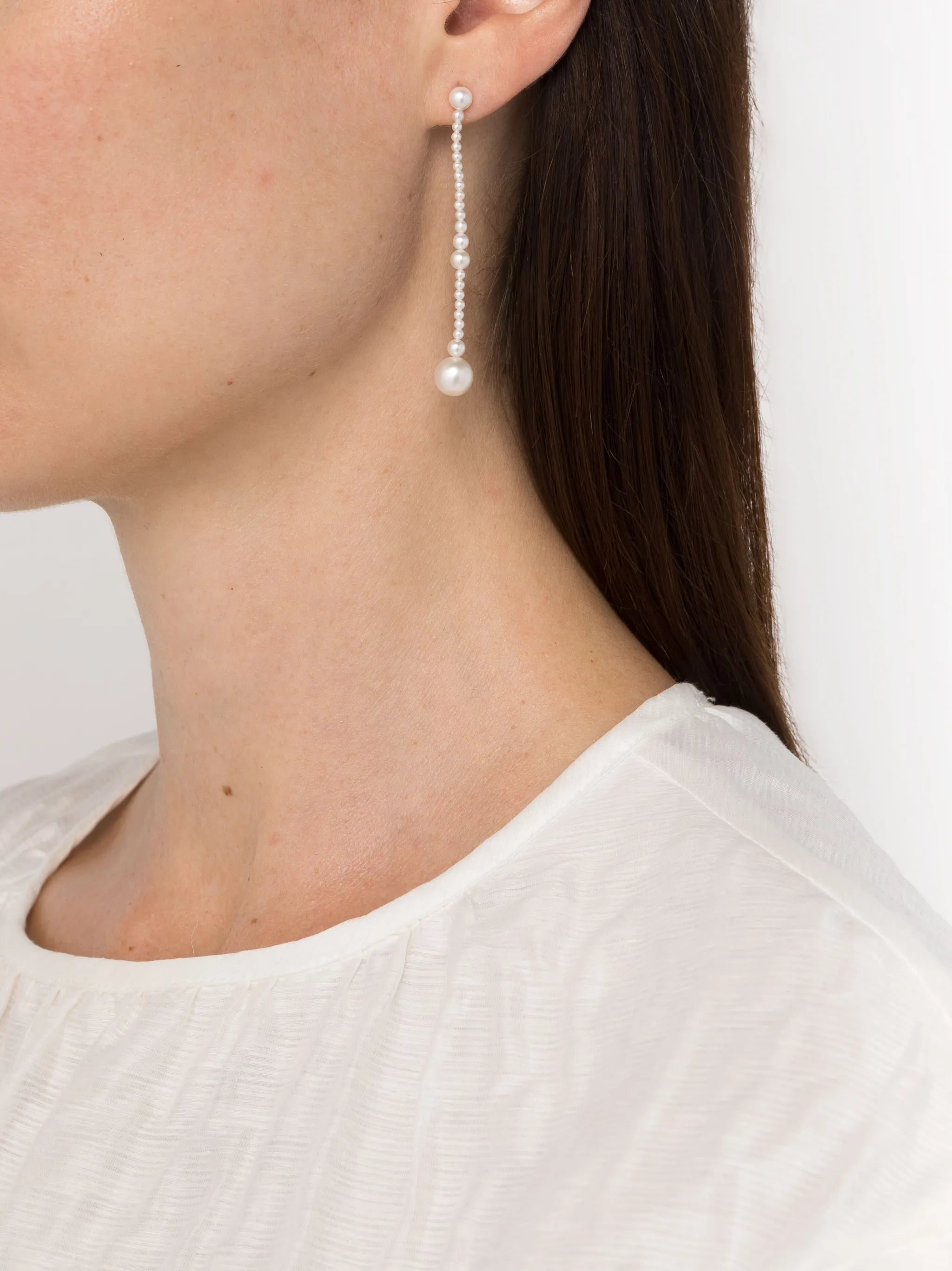 14kt yellow gold Promenade de Claude pearl drop earrings