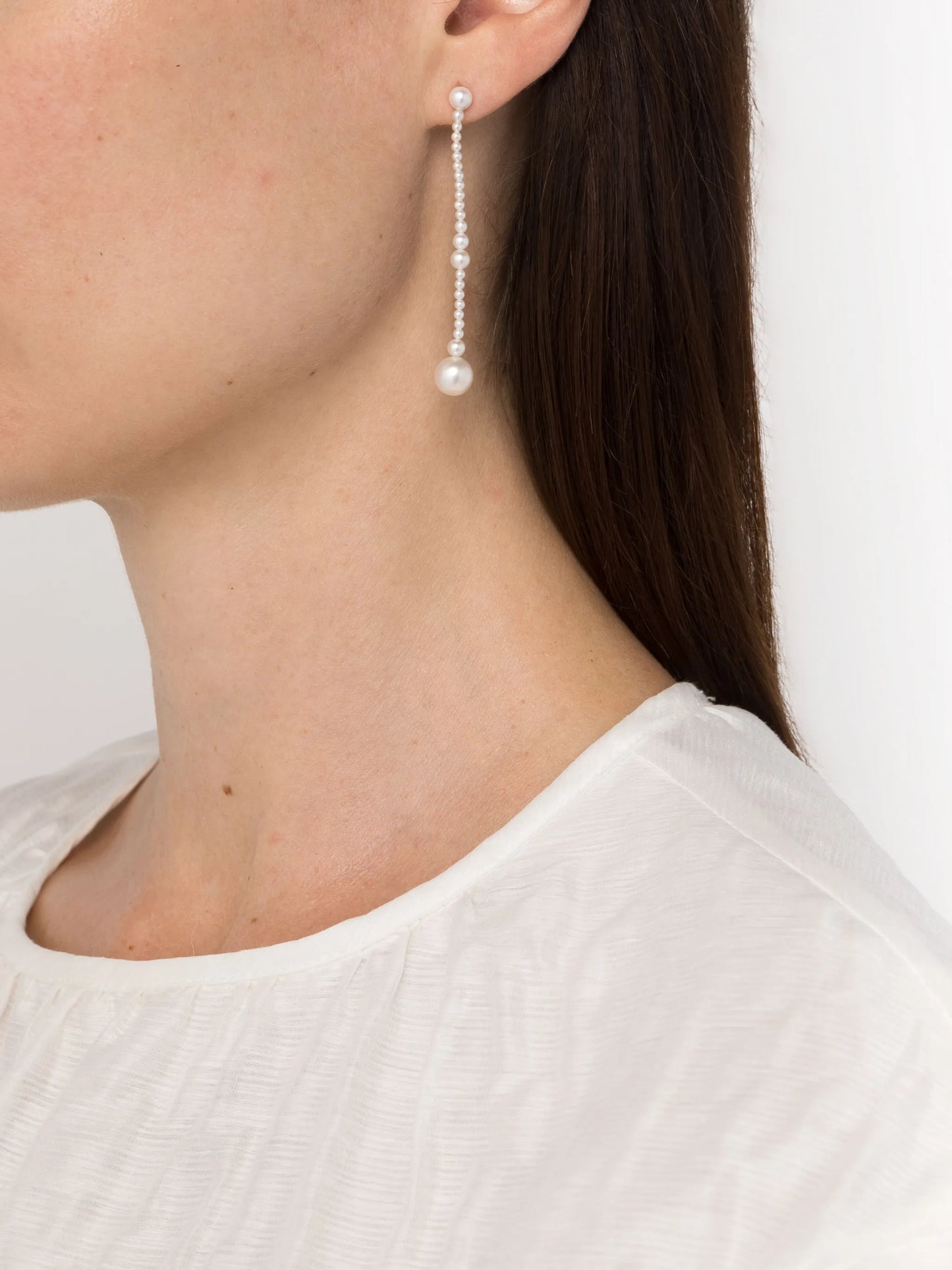 14kt yellow gold Promenade de Claude pearl drop earrings