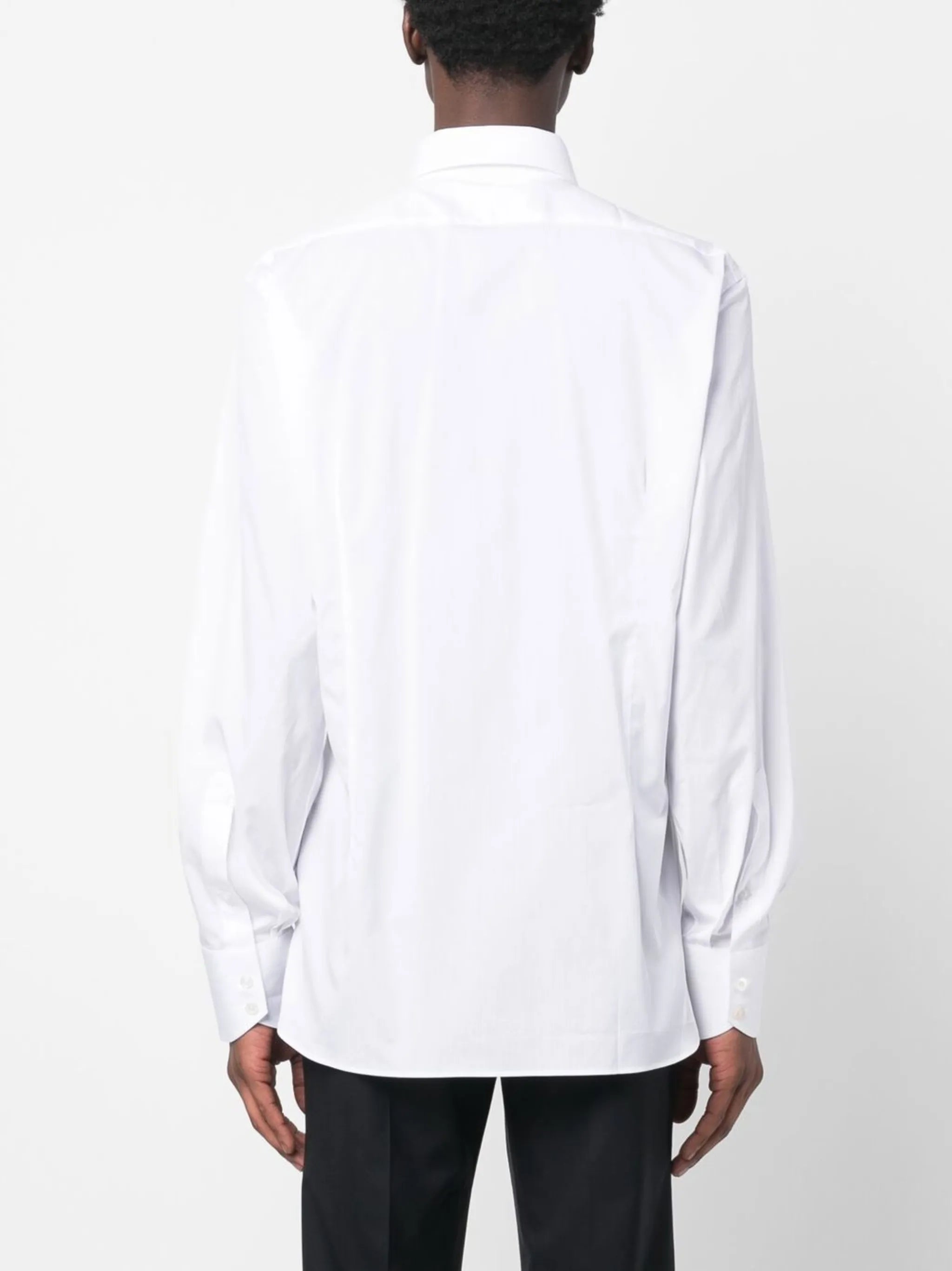 long-sleeved cotton shirt