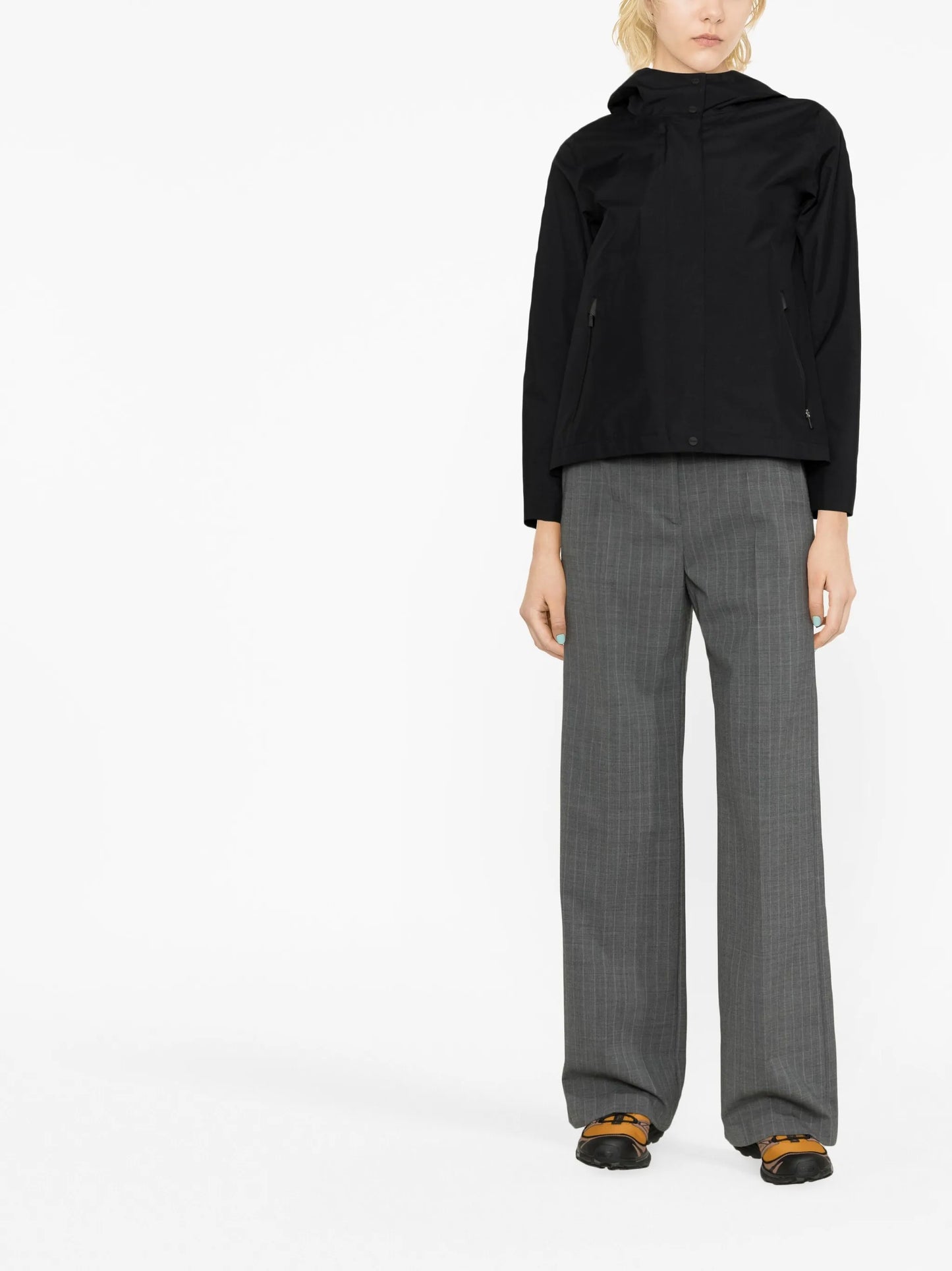zip-fastening hooded jacket