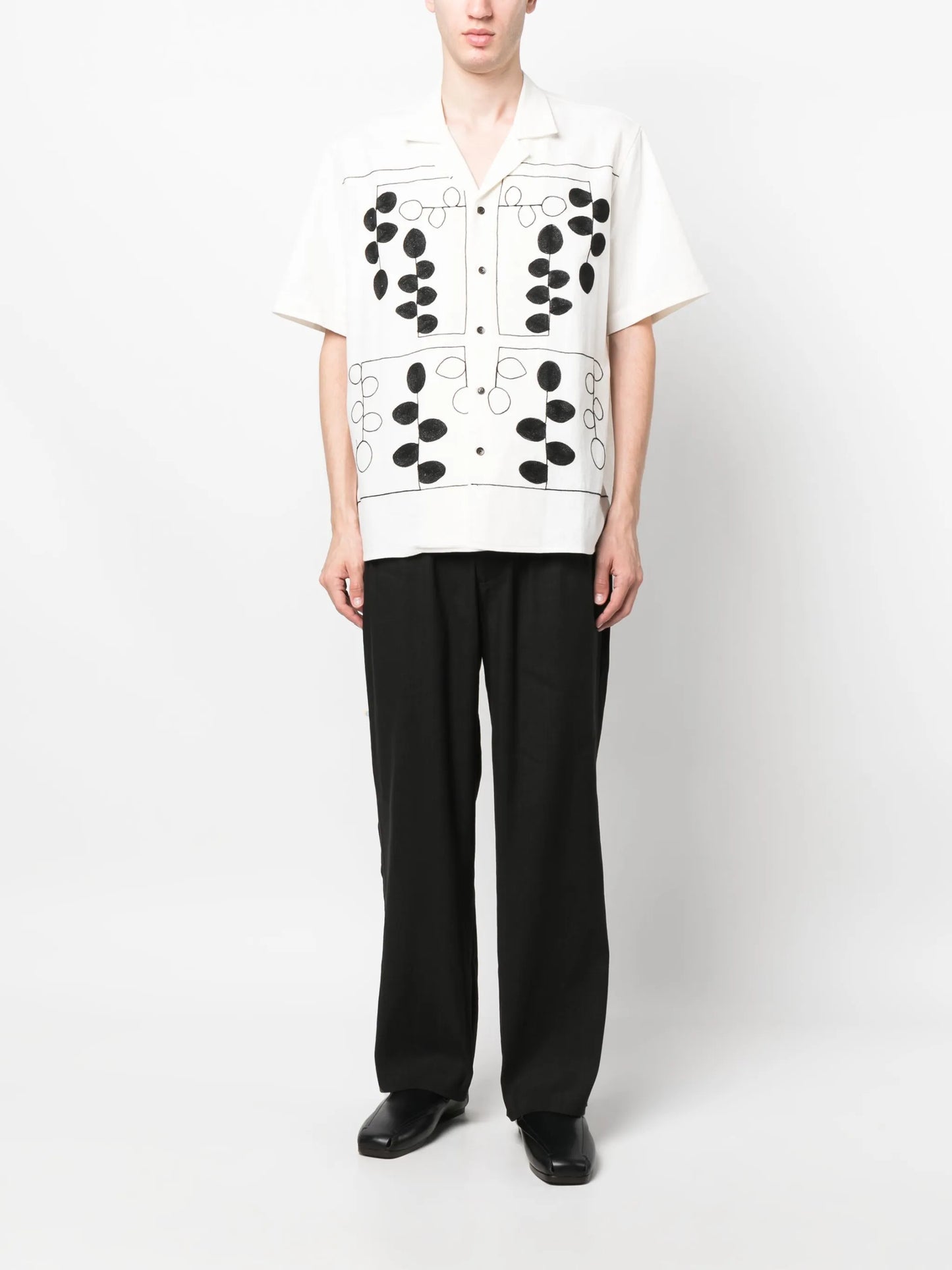 tied-waist wide-leg trousers