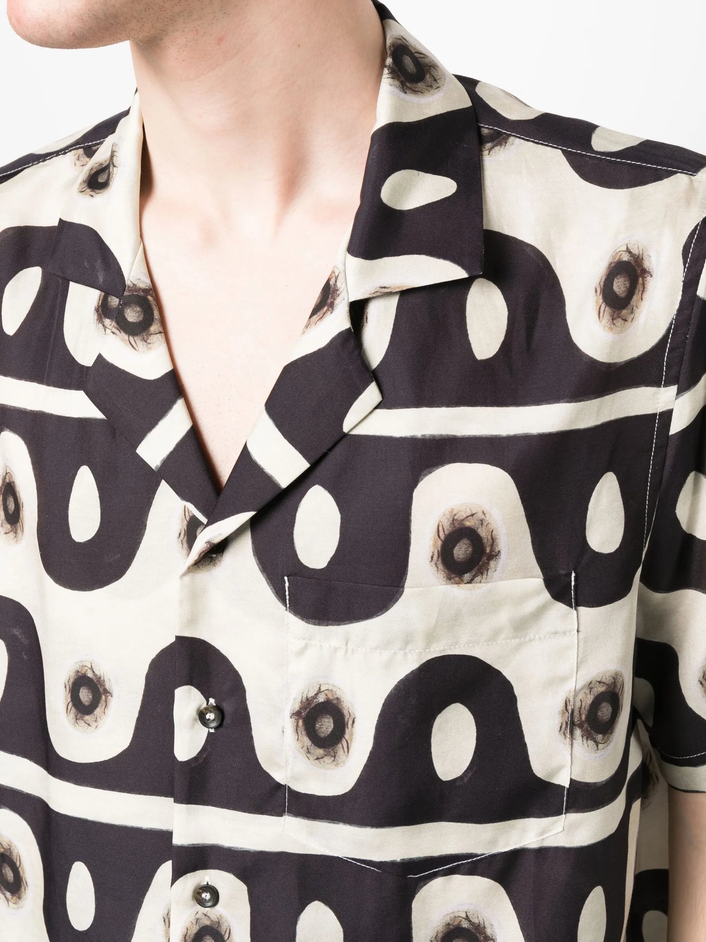 graphic-print short-sleeve shirt
