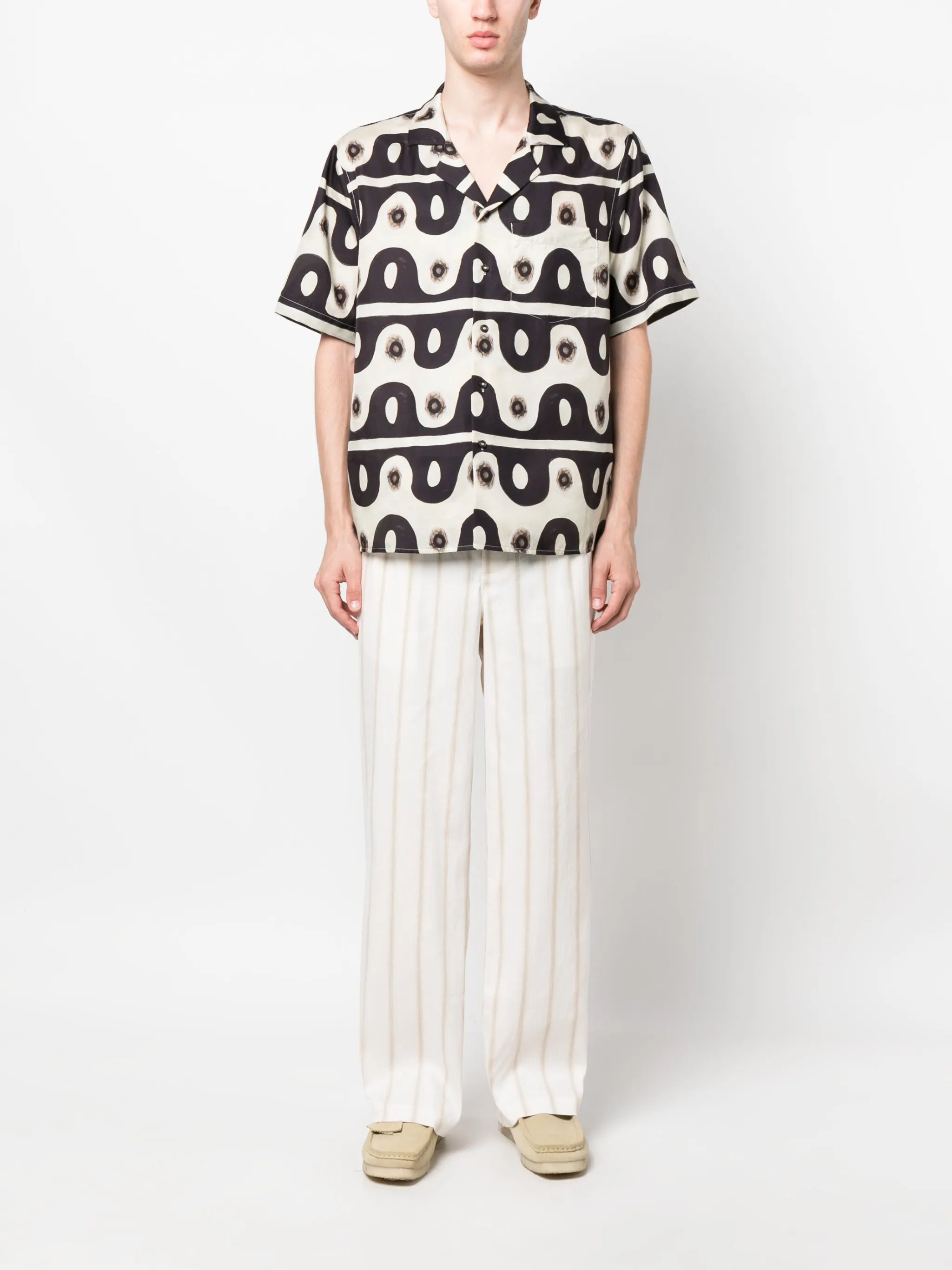 graphic-print short-sleeve shirt