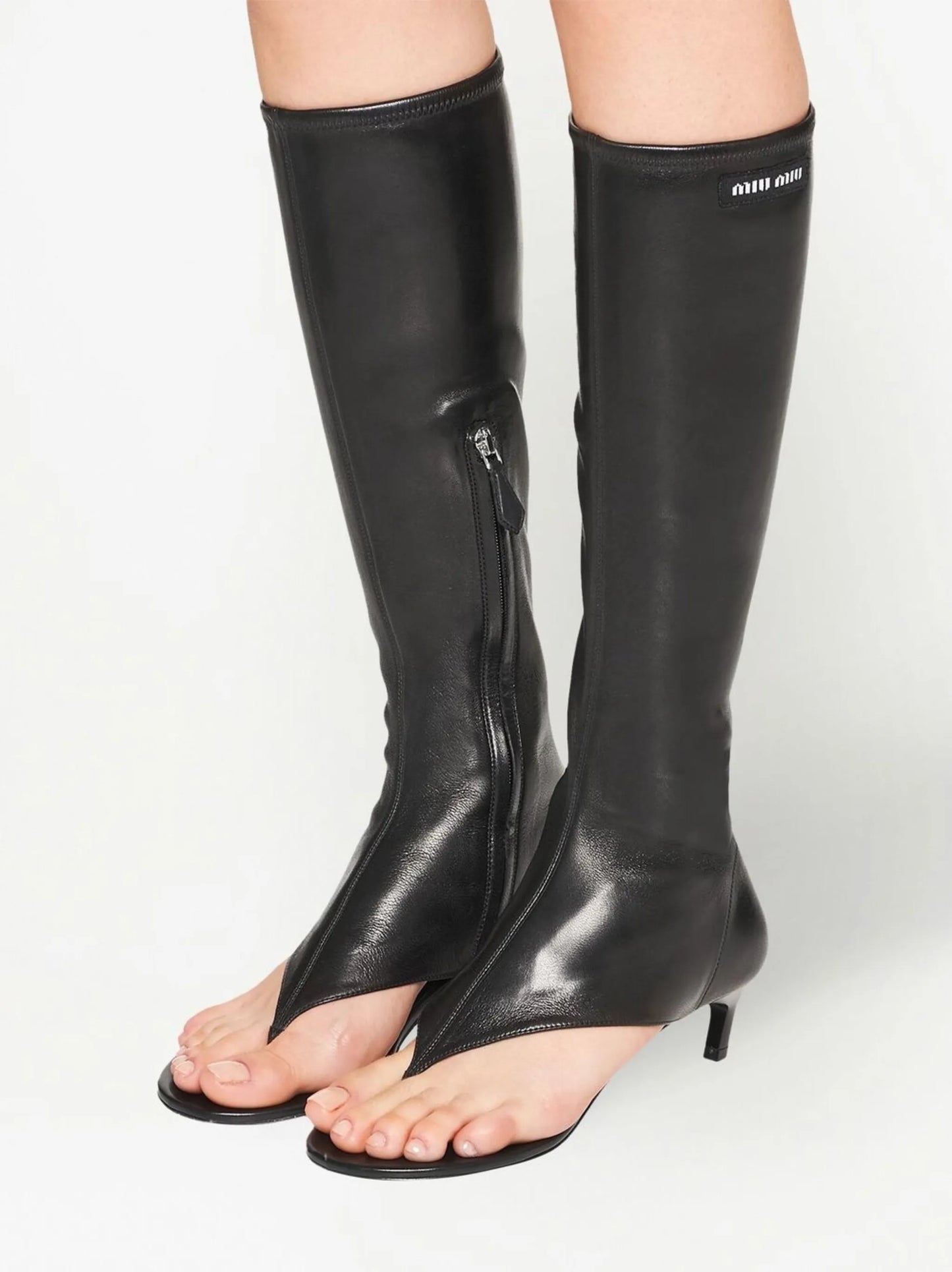 low-heel thong boots