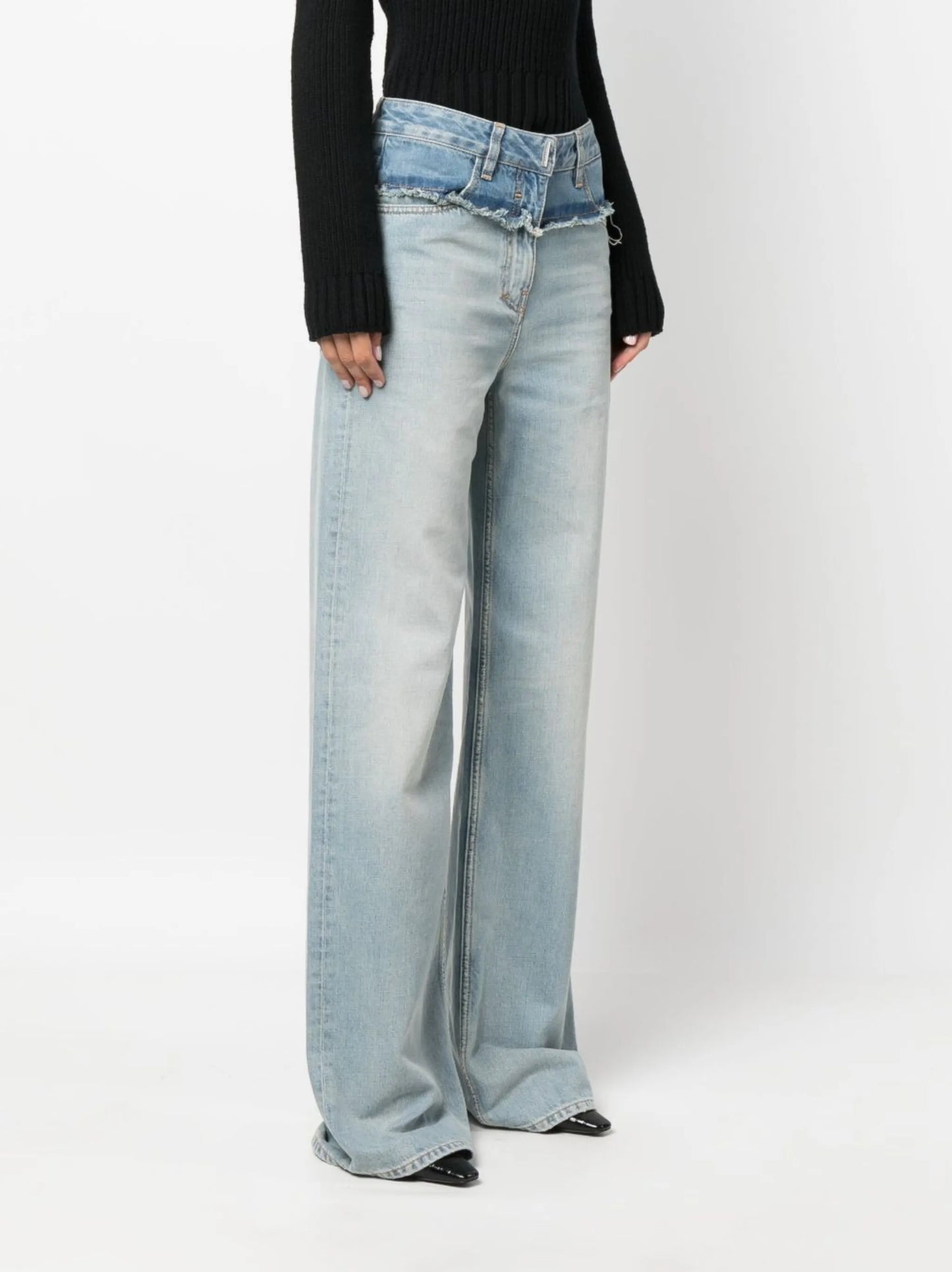 low-rise straight-leg jeans