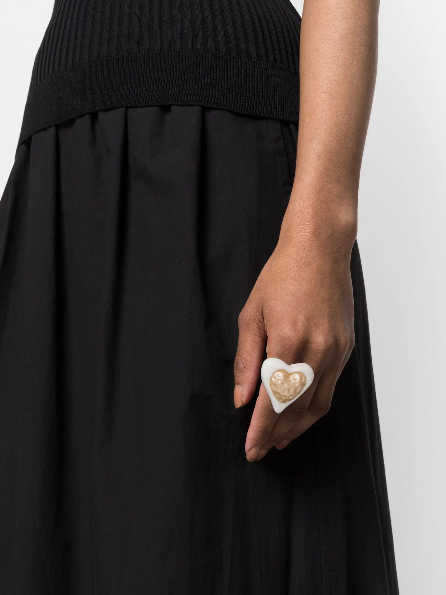 heart-shaped resin ring