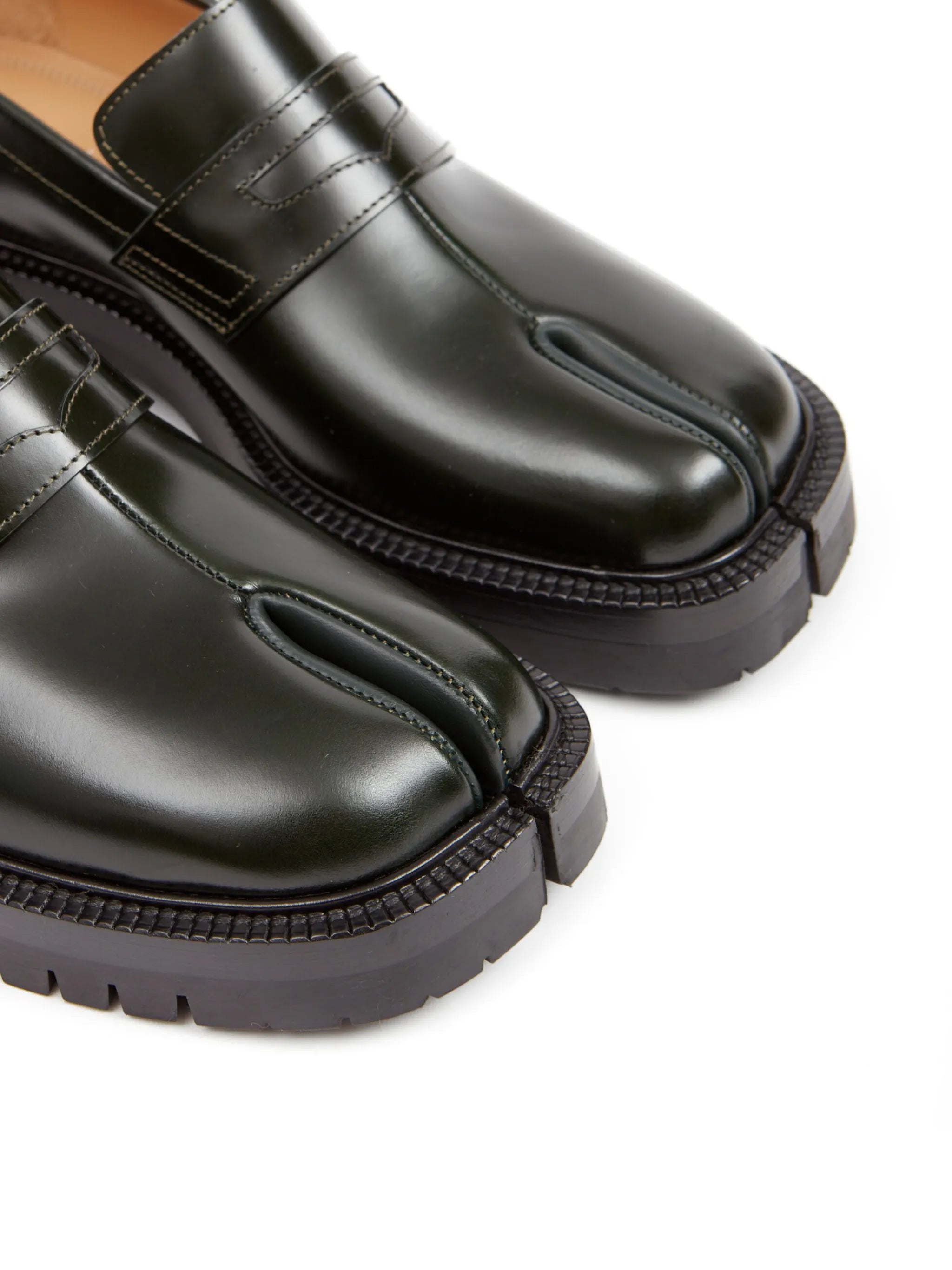 Tabi leather loafers