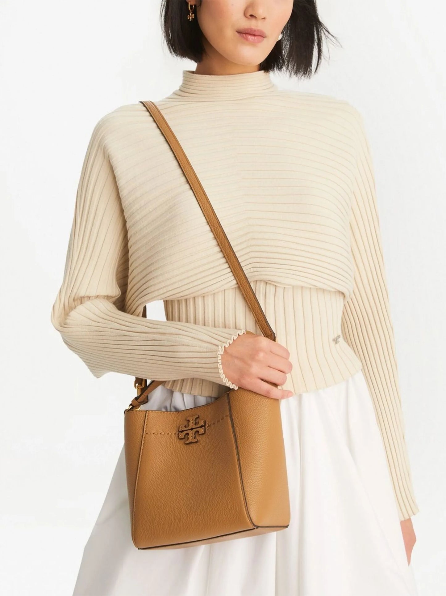 Mcgraw leather bucket bag