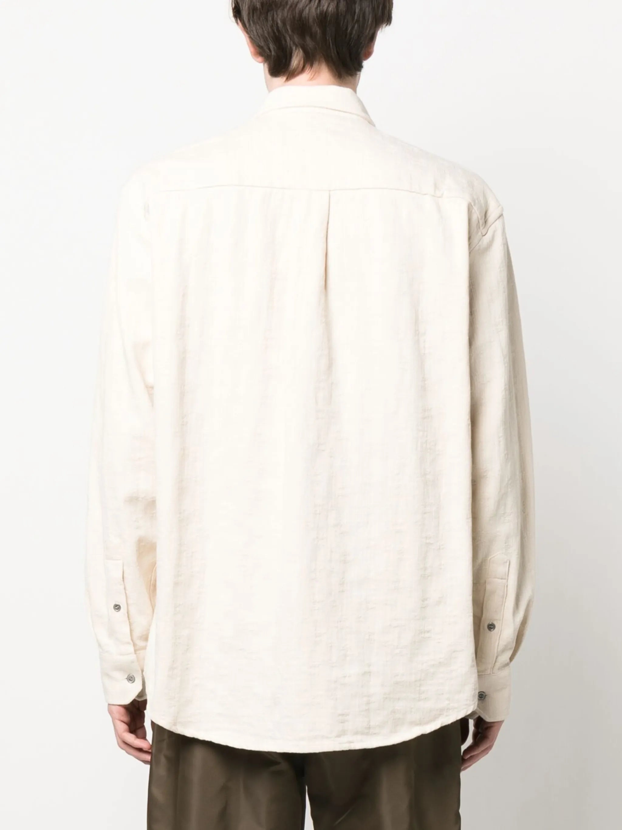 button-fastening cotton shirt