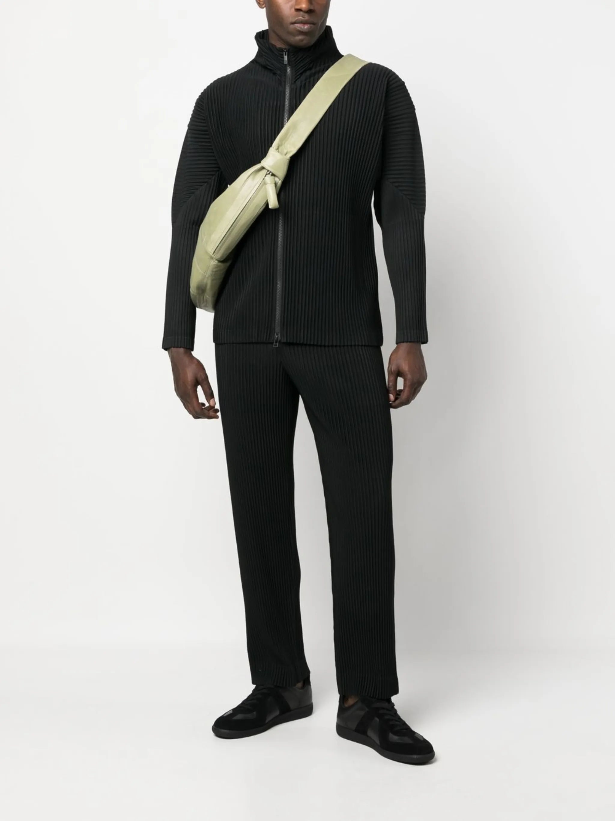 fully-pleated trousers