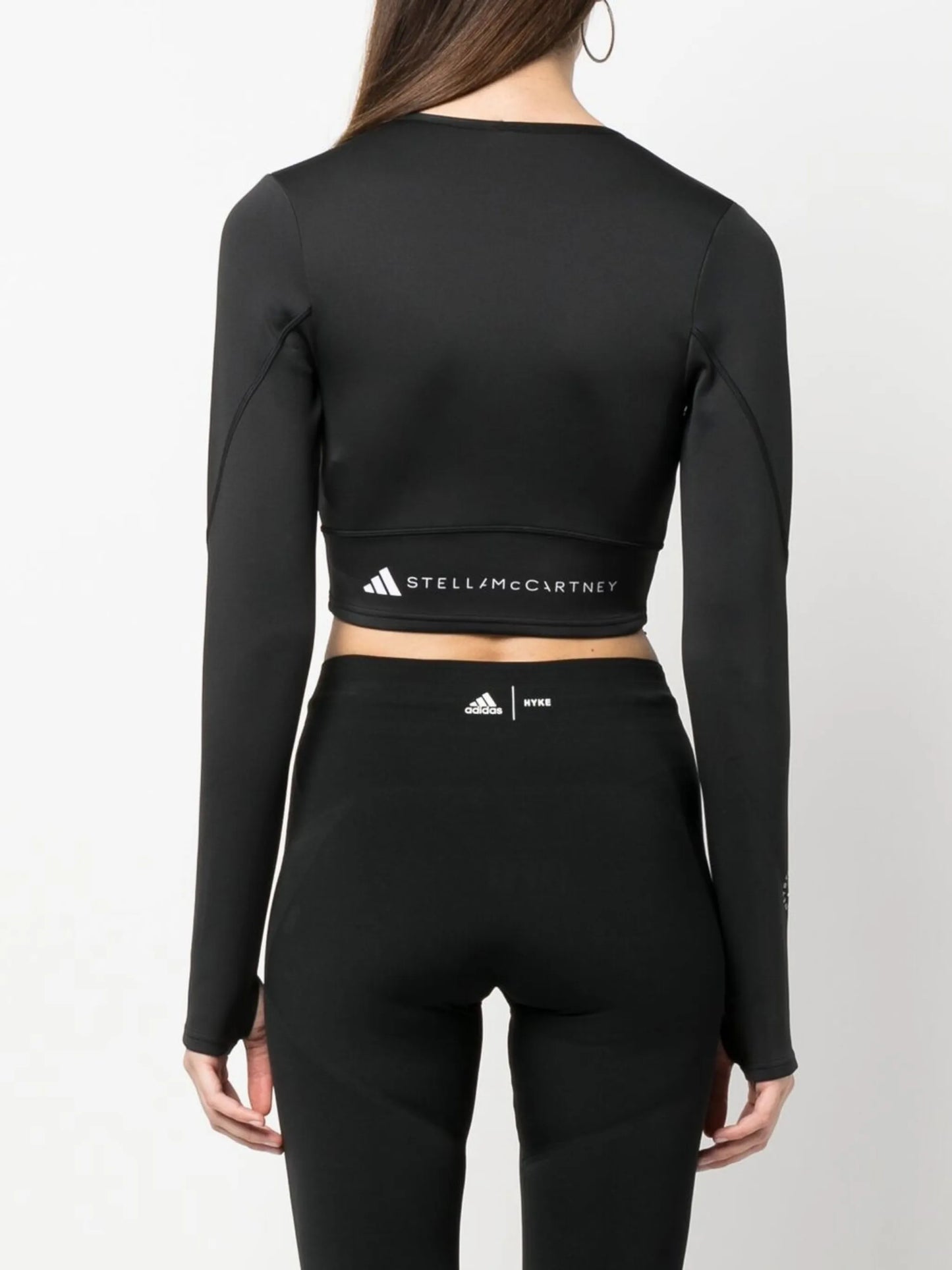 contrasting ribbed-knit crop top