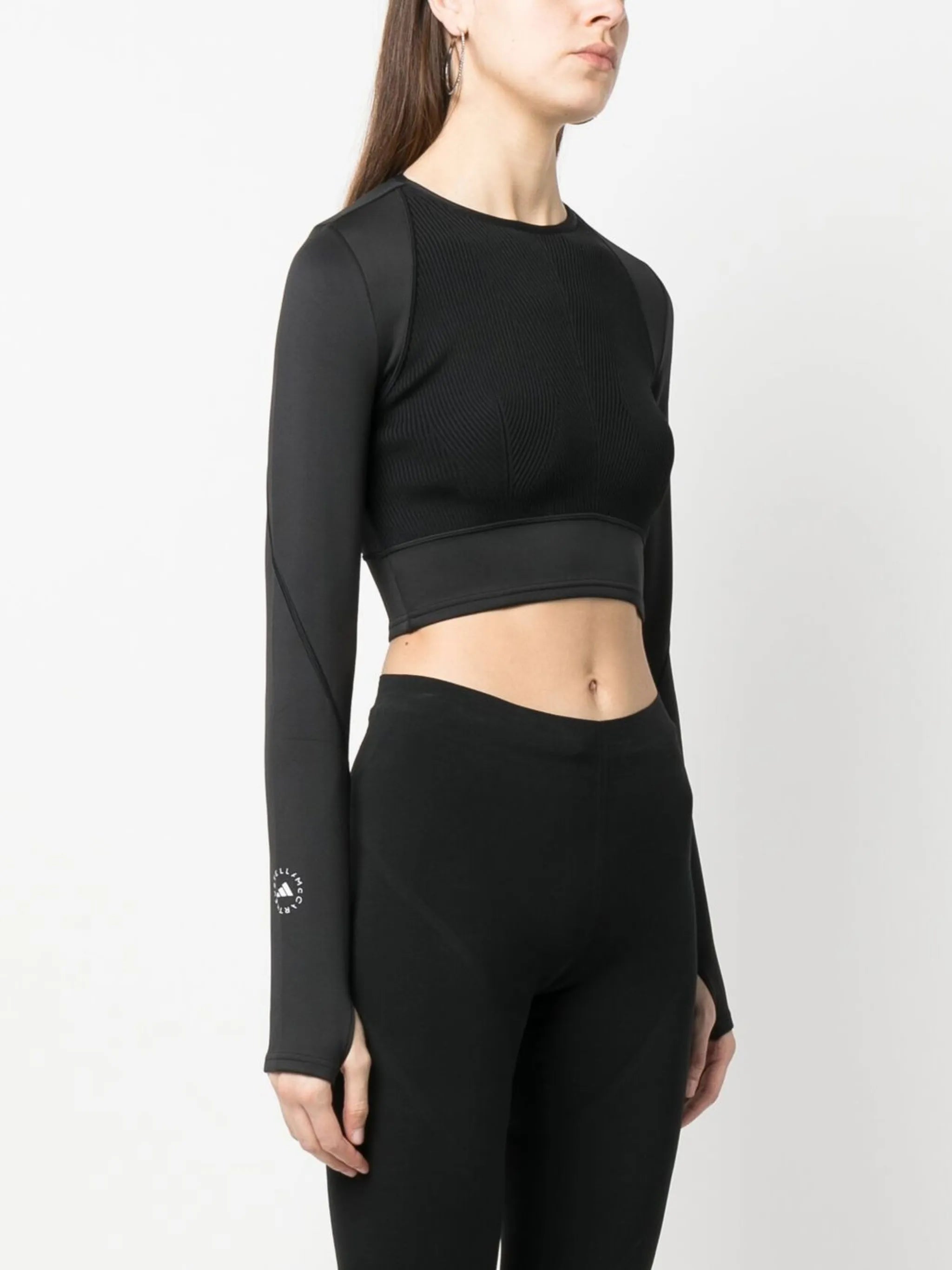 contrasting ribbed-knit crop top