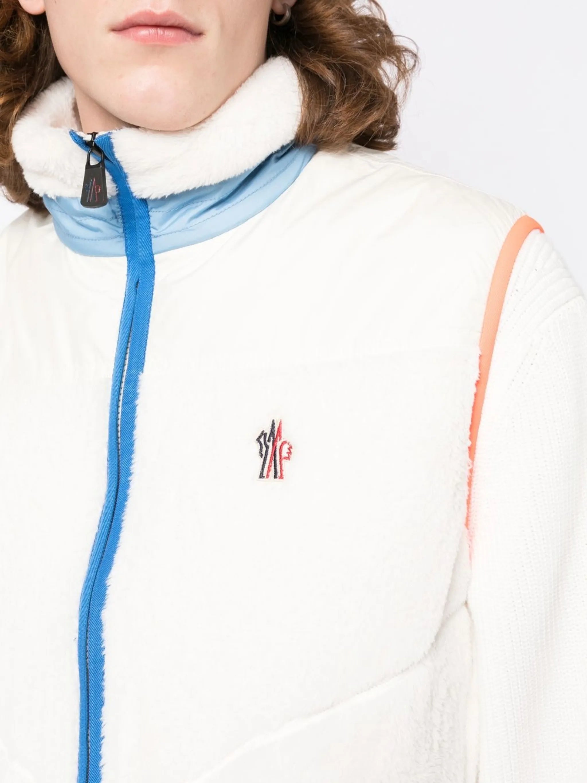 logo-patch fleece vest