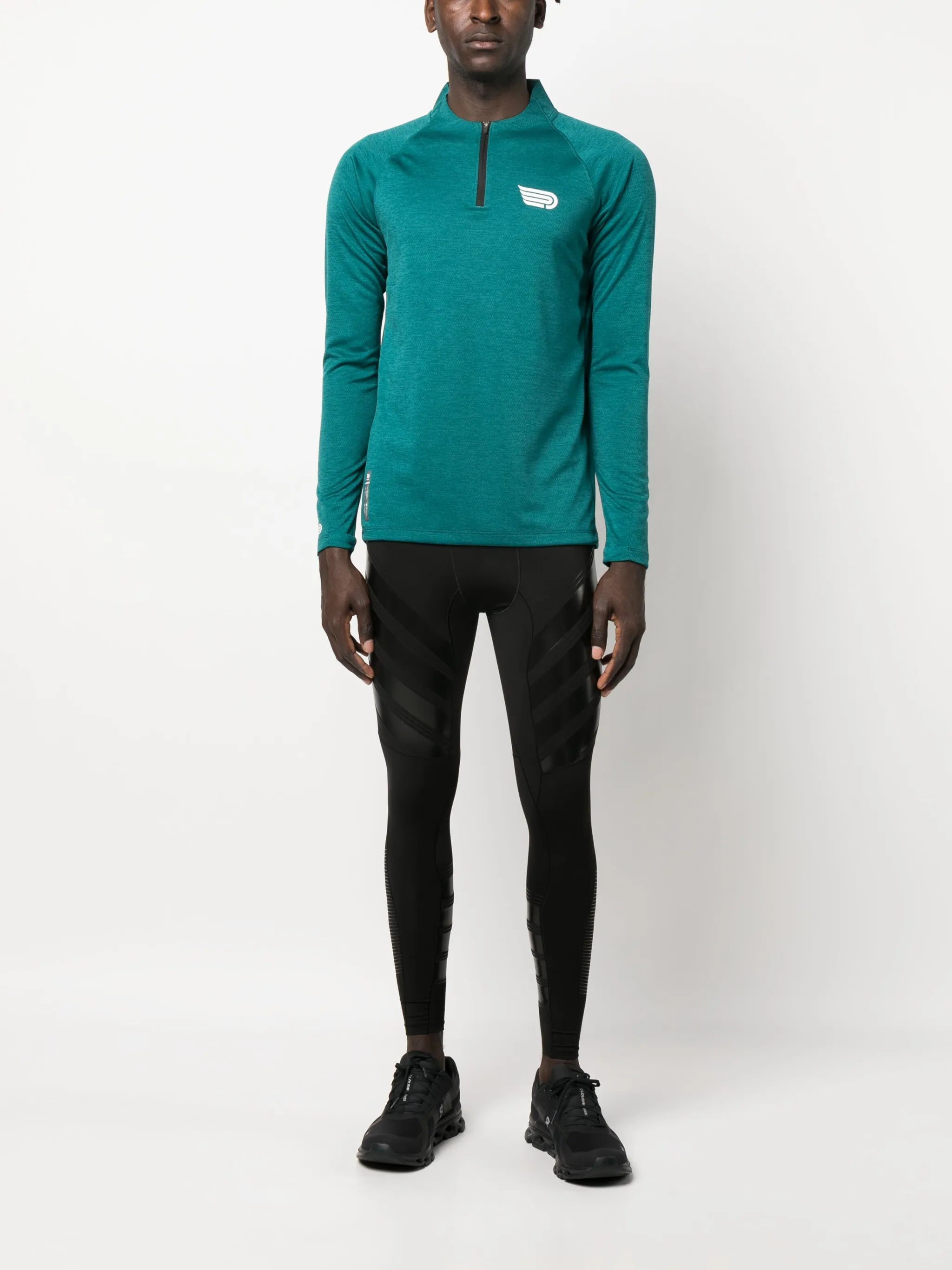 long-sleeved zip sweatshirt