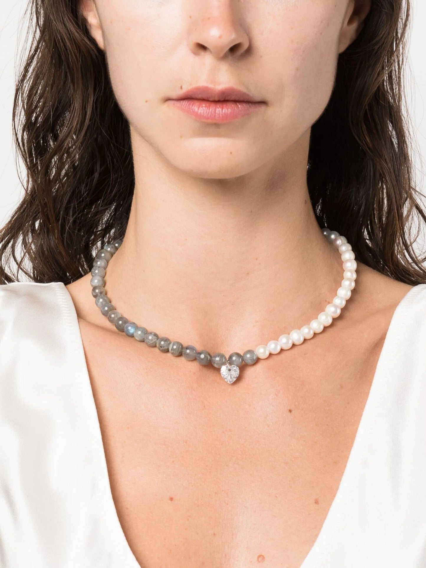 heart-motif beaded necklace