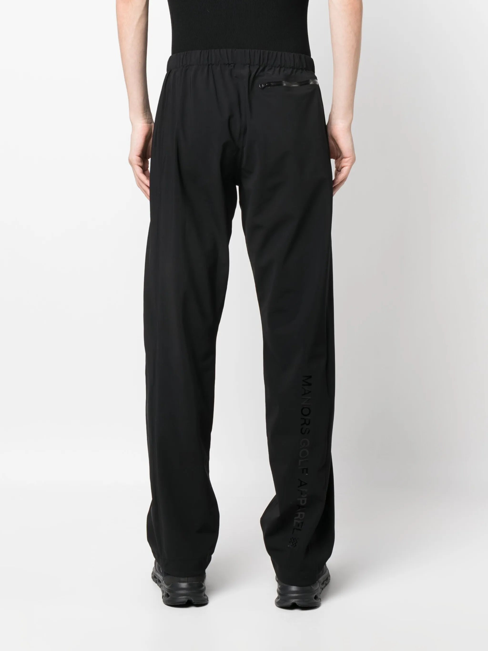 straight-leg trousers