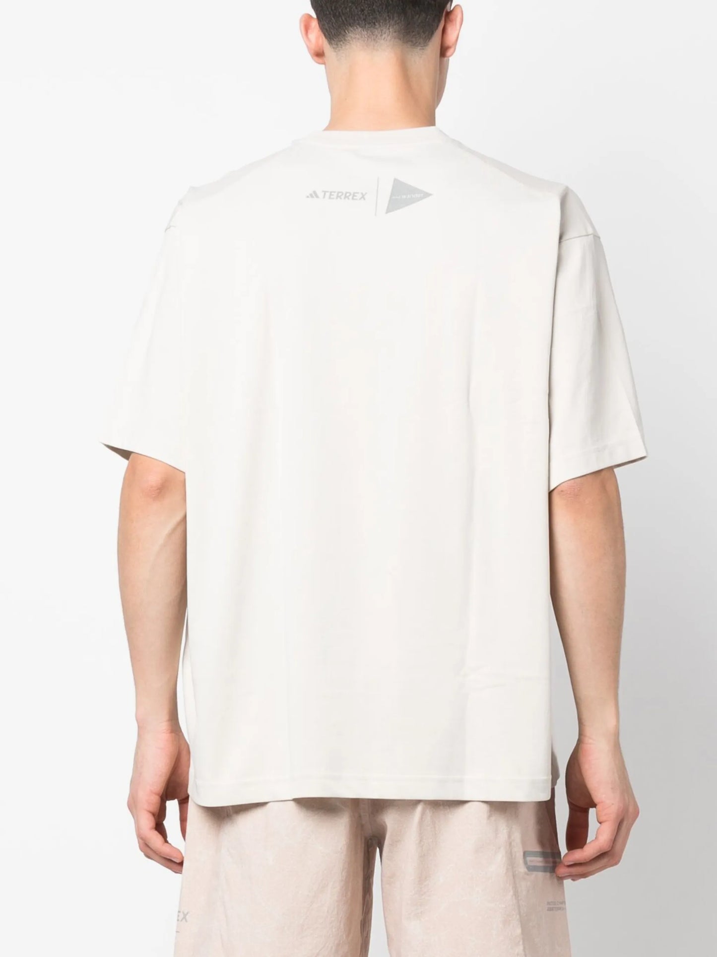 graphic-print T-shirt