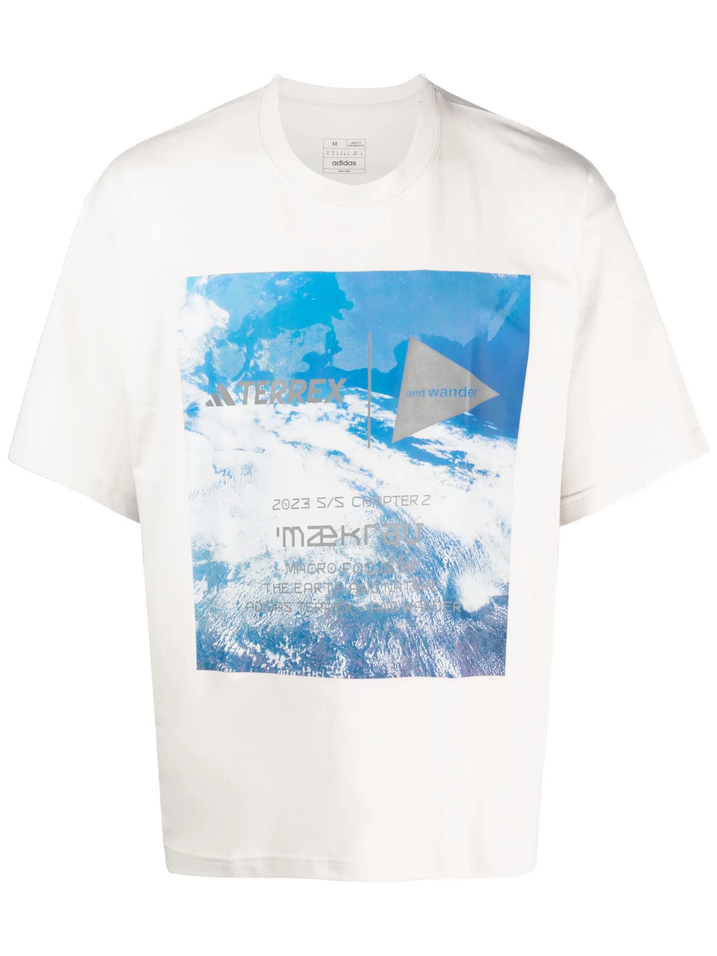 graphic-print T-shirt