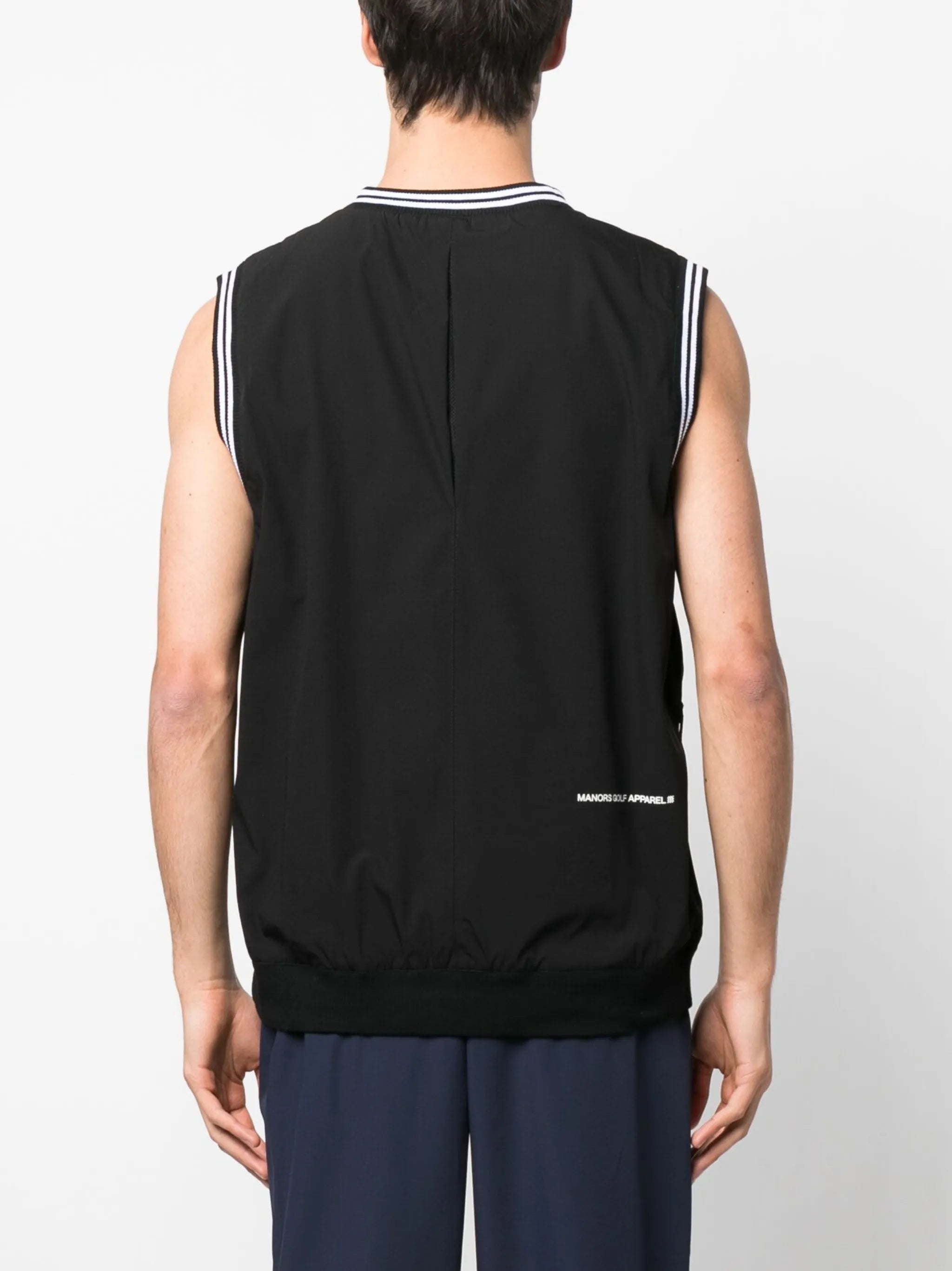 Course crewneck vest