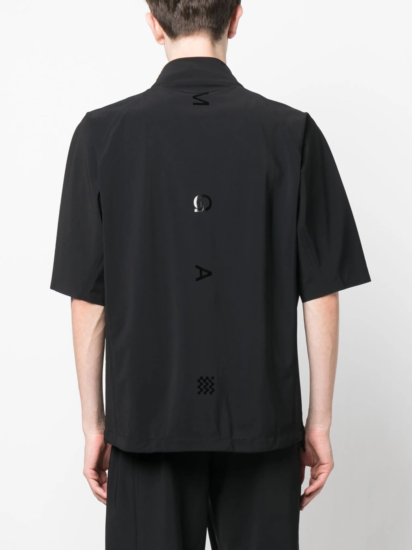 zip-up waterproof shirt
