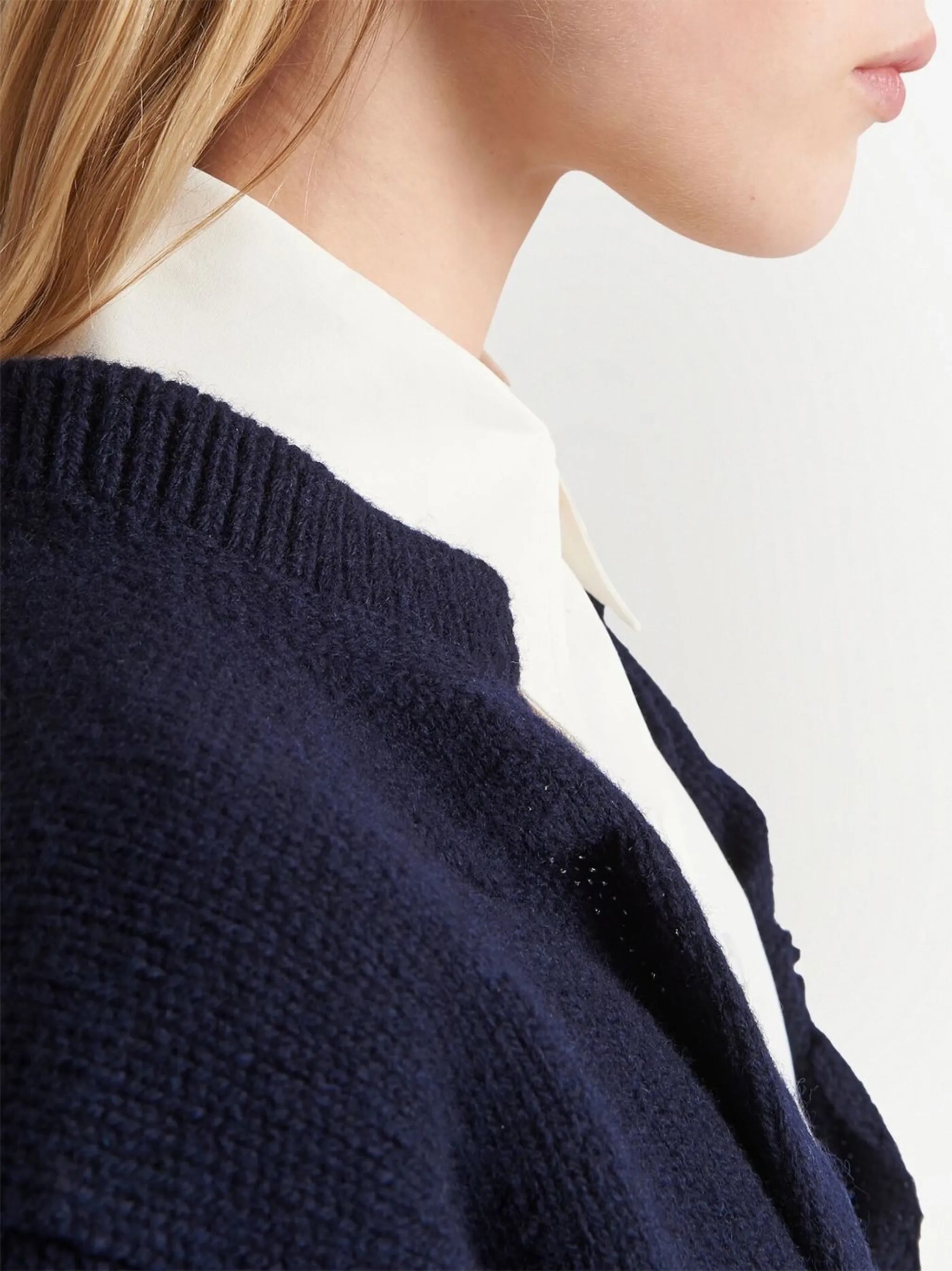 V-neck cashmere jumper