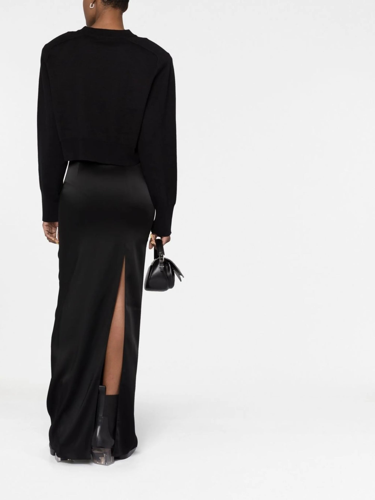 long sleeves cropped sweatshirt