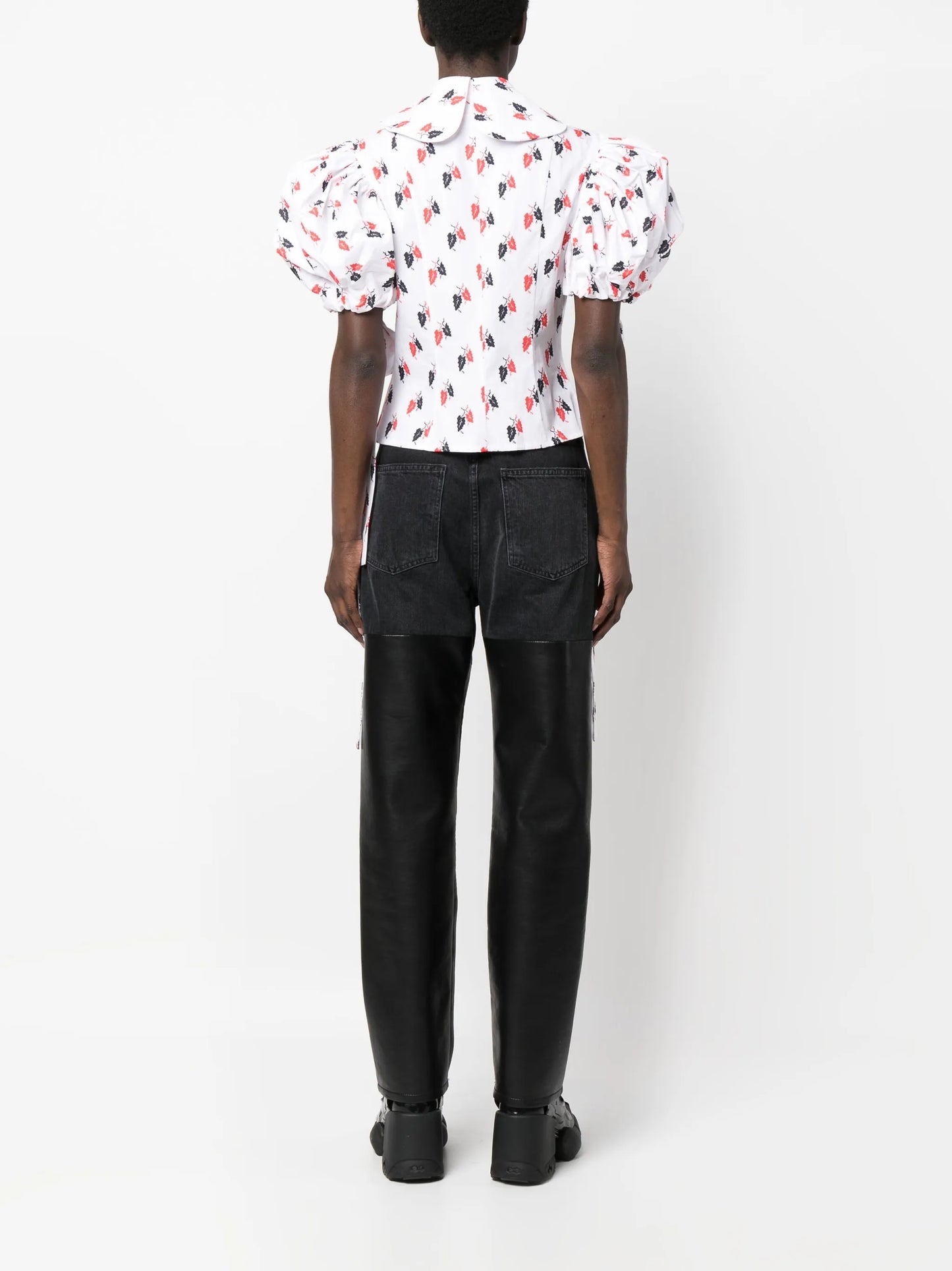 leaf-print puff-sleeve blouse