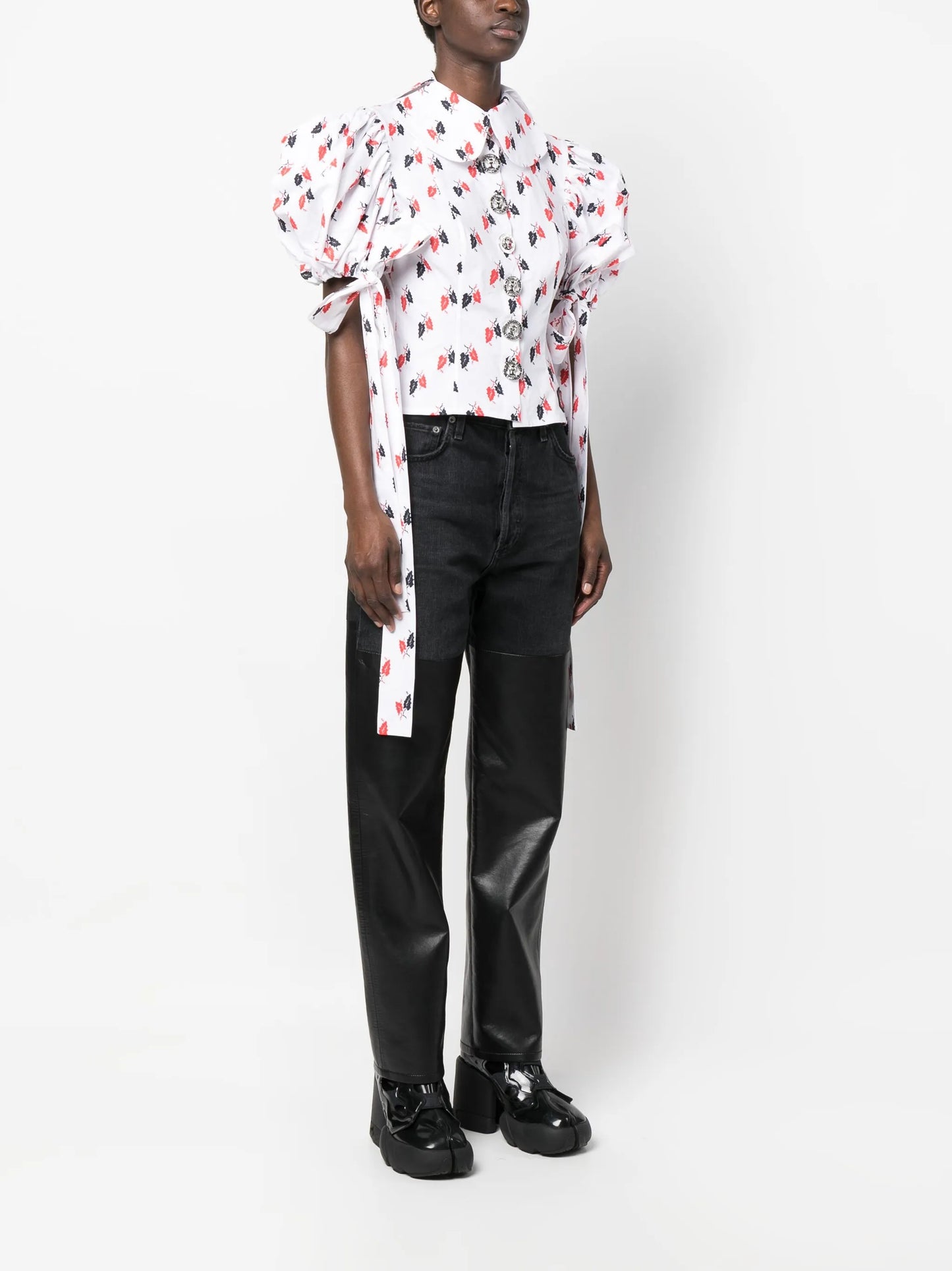 leaf-print puff-sleeve blouse