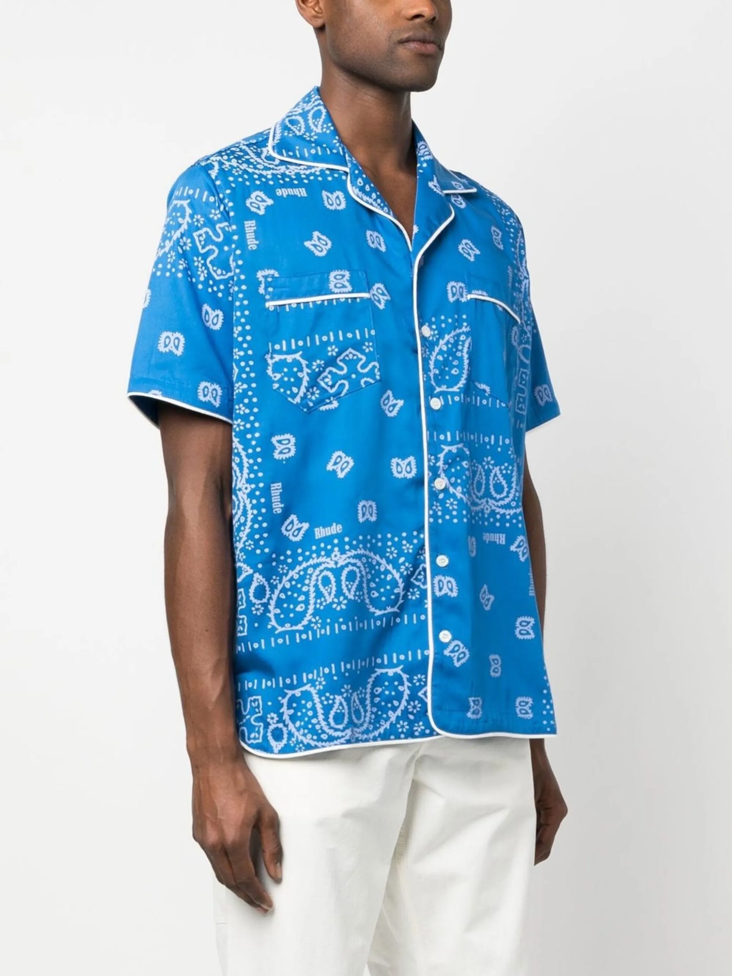 bandana-print short-sleeved shirt