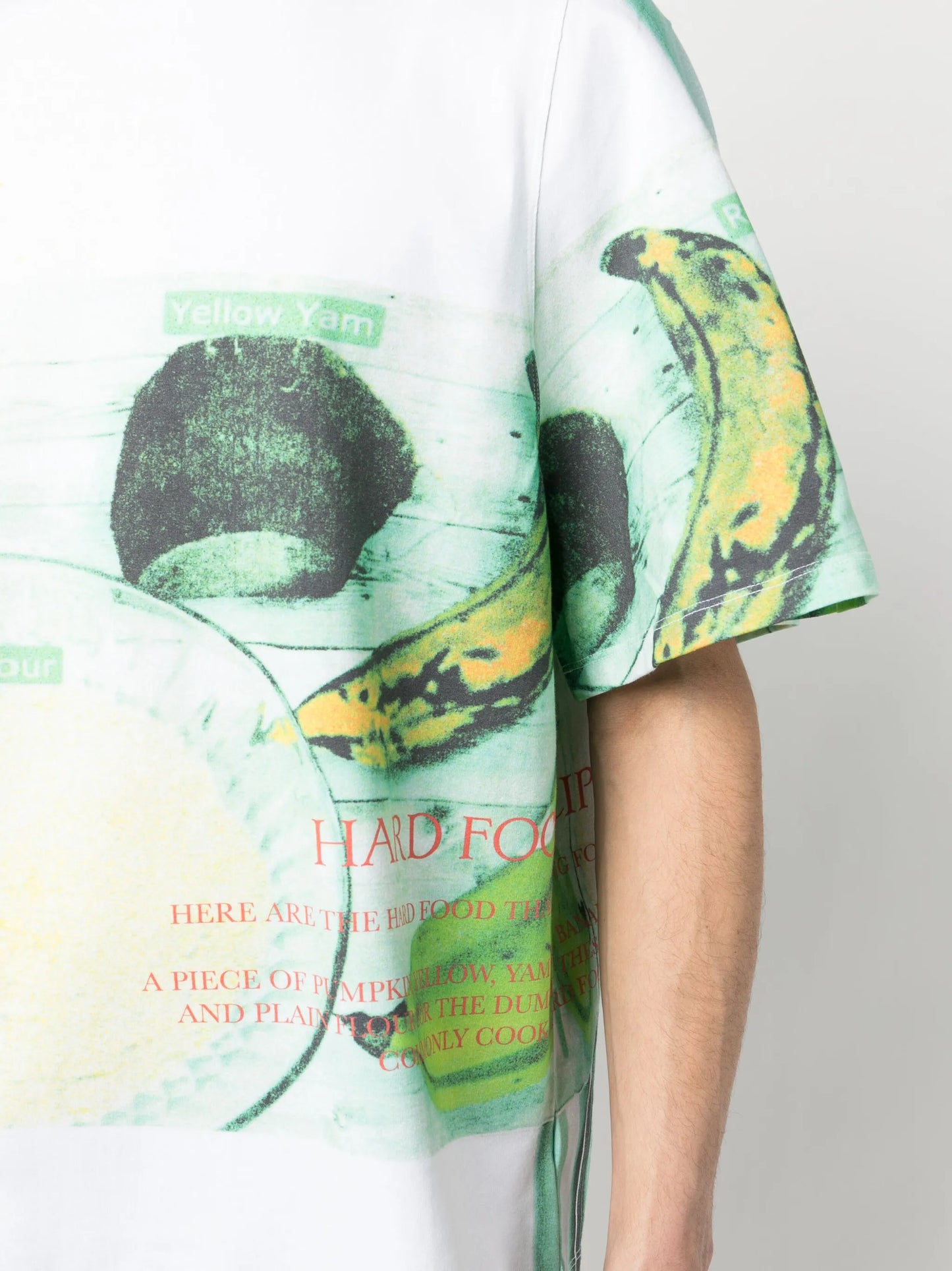 graphic-print T-shirt