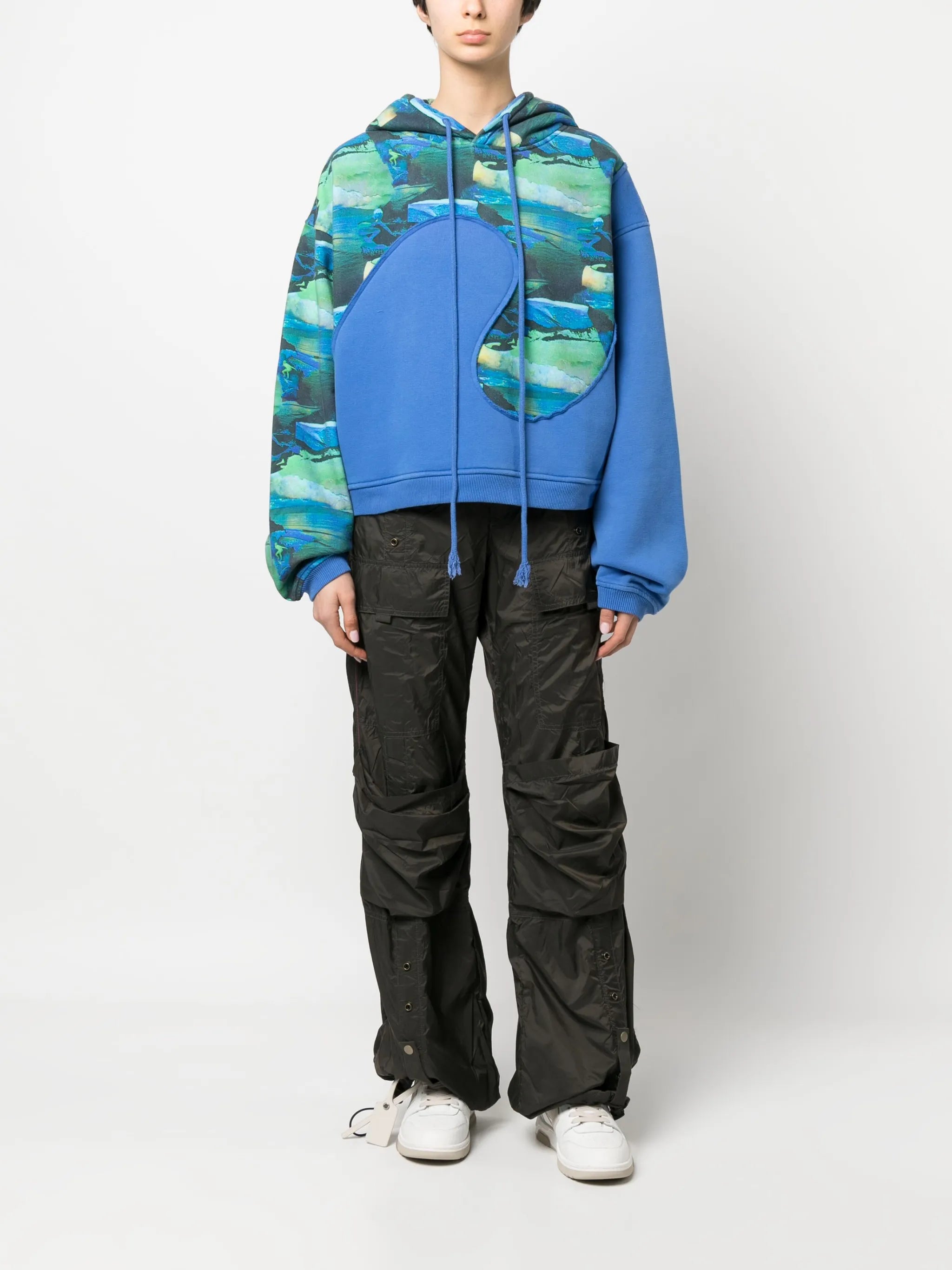 abstract-print long-sleeved hoodie