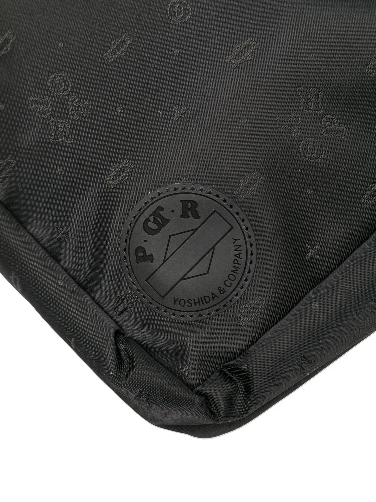 monogram-pattern shoulder bag
