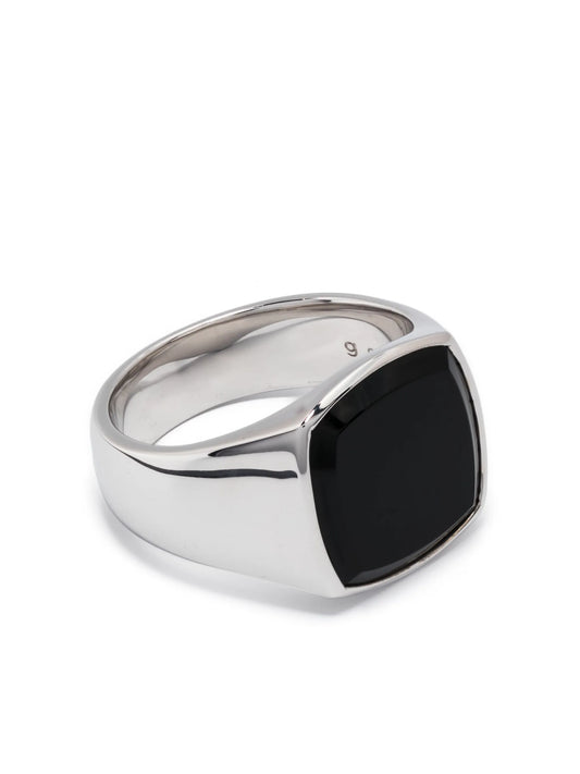 Cushion polished onyx ring