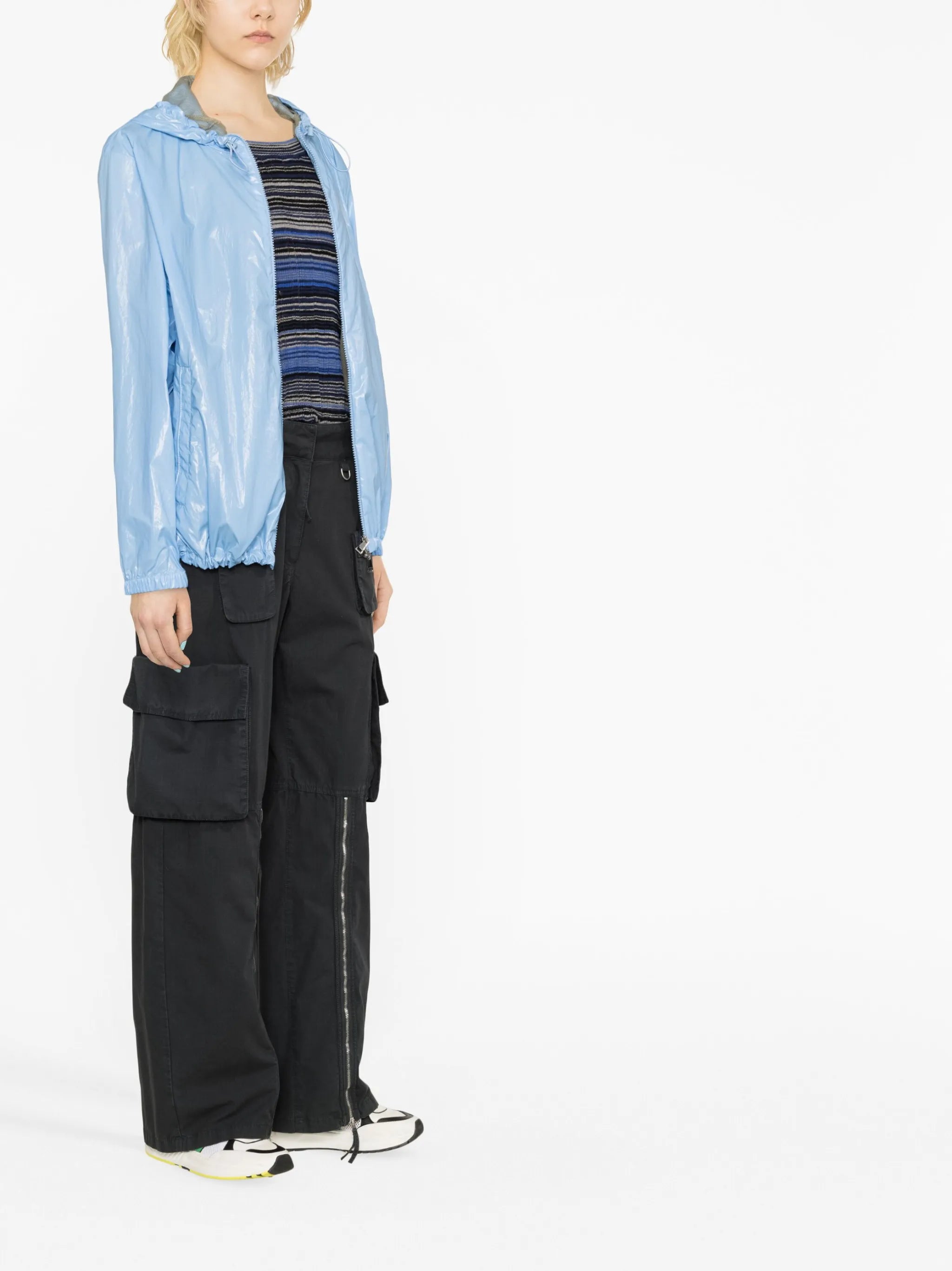 zip-fastening hooded jacket