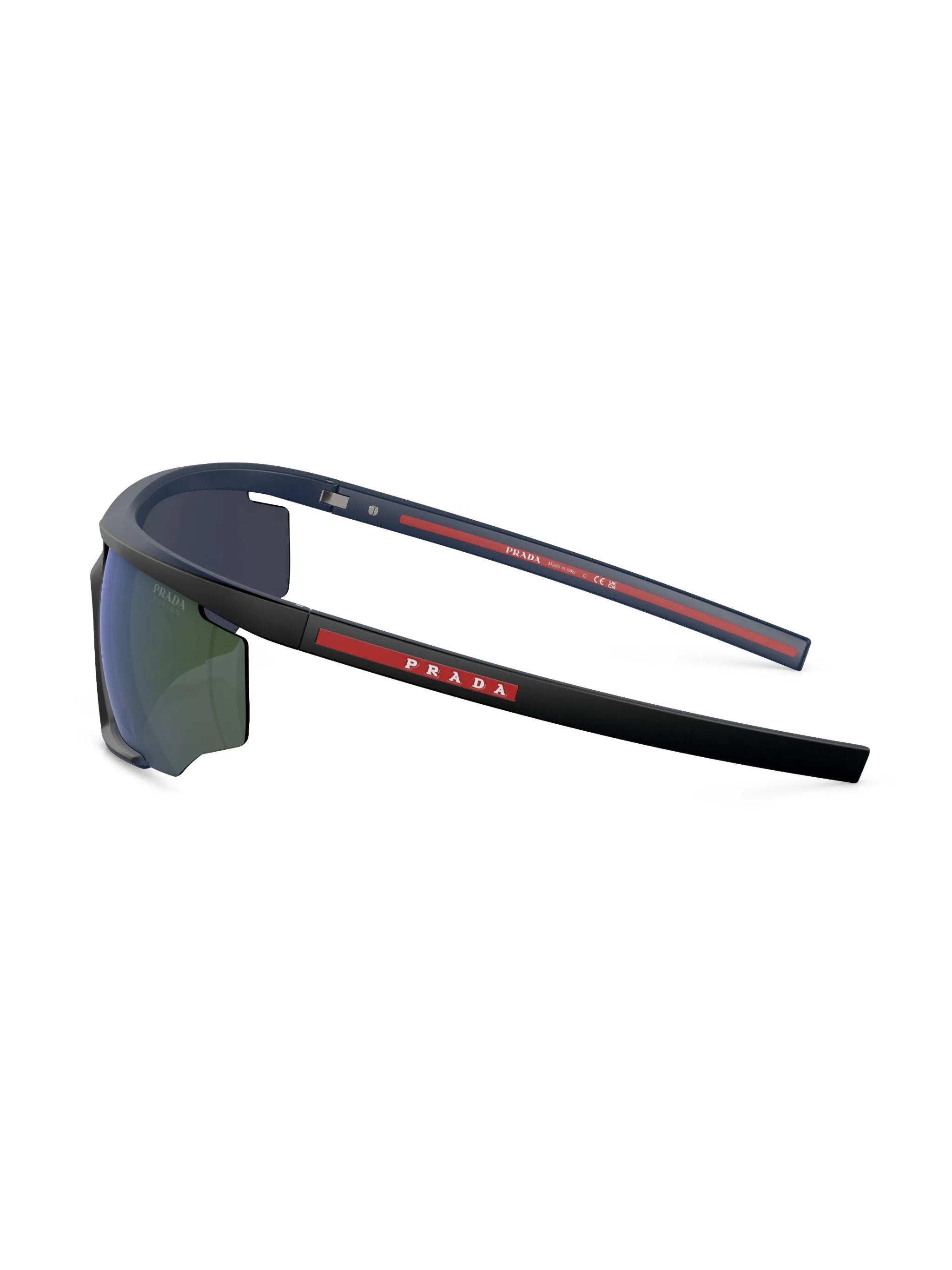 oversize-frame sunglasses