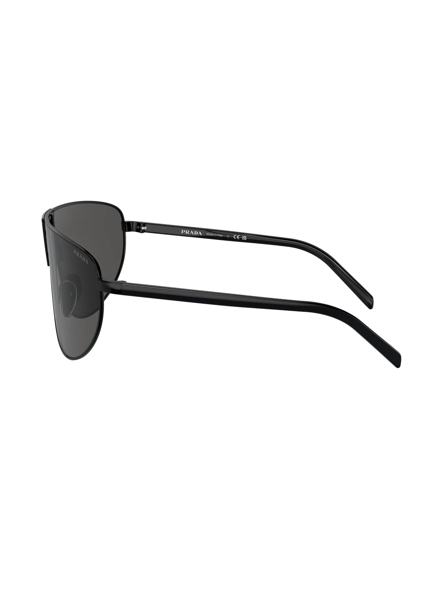 oversize-frame sunglasses