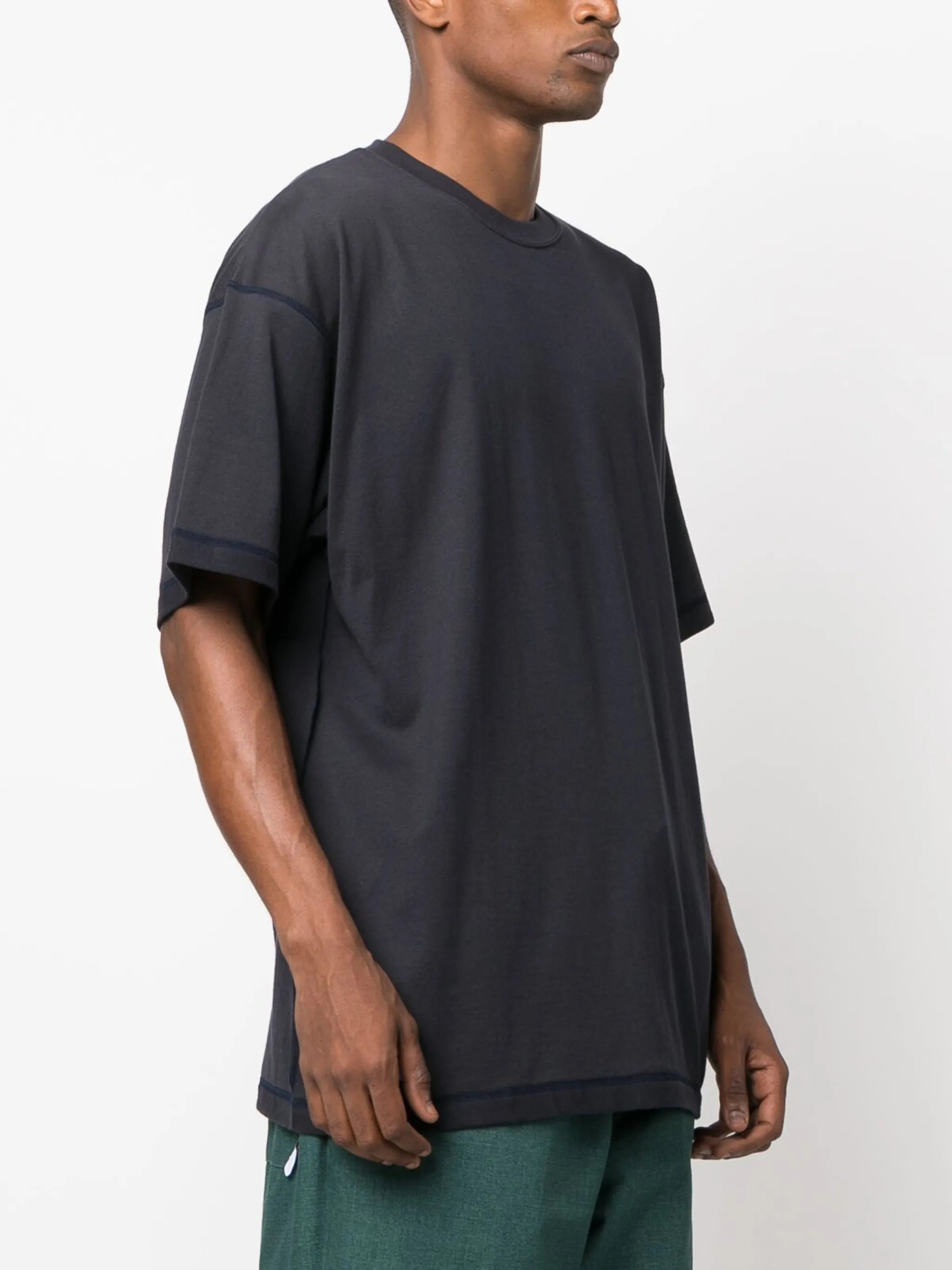 logo-patch drop-shoulder T-shirt
