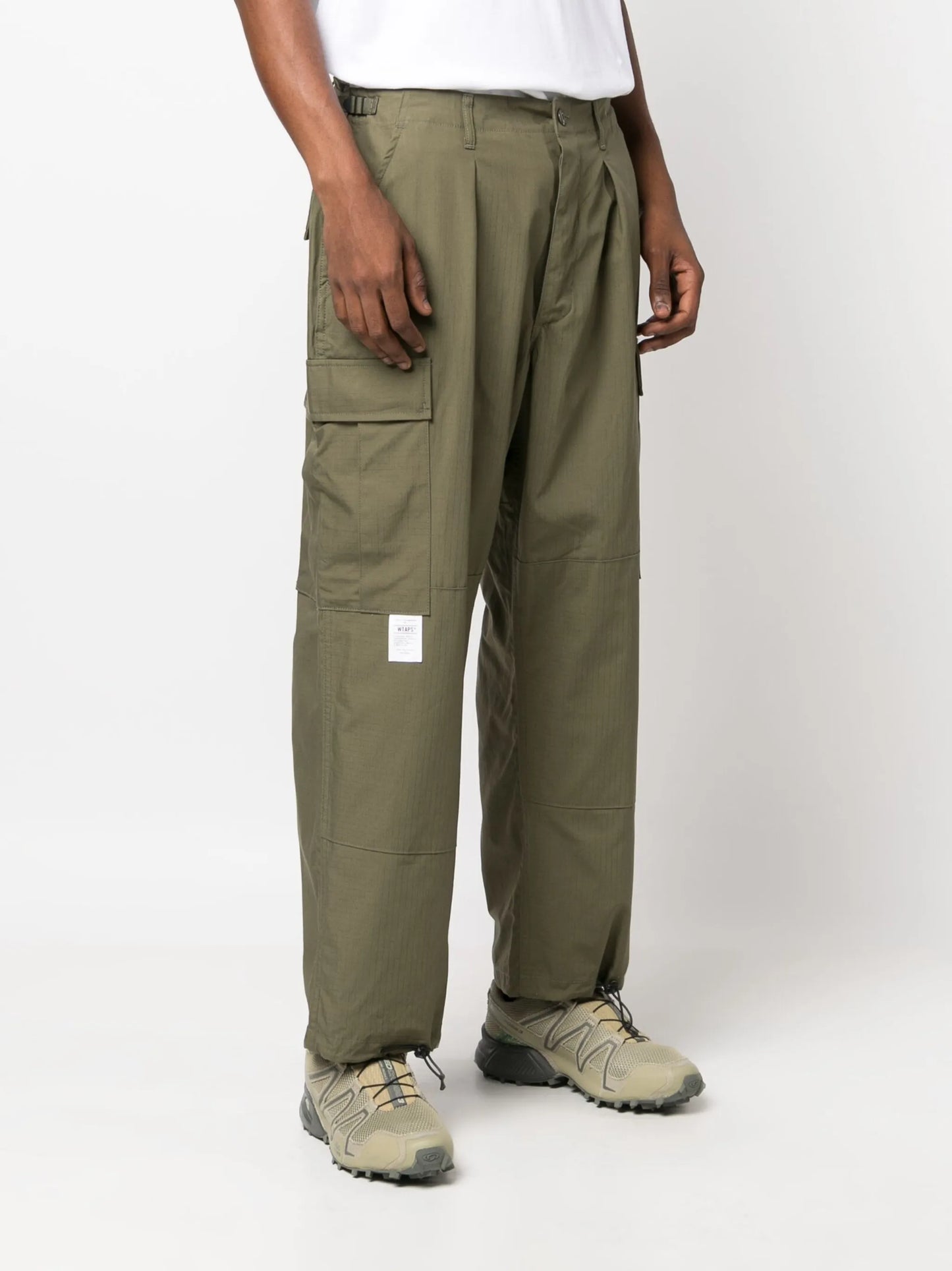 straight-leg cotton cargo trousers