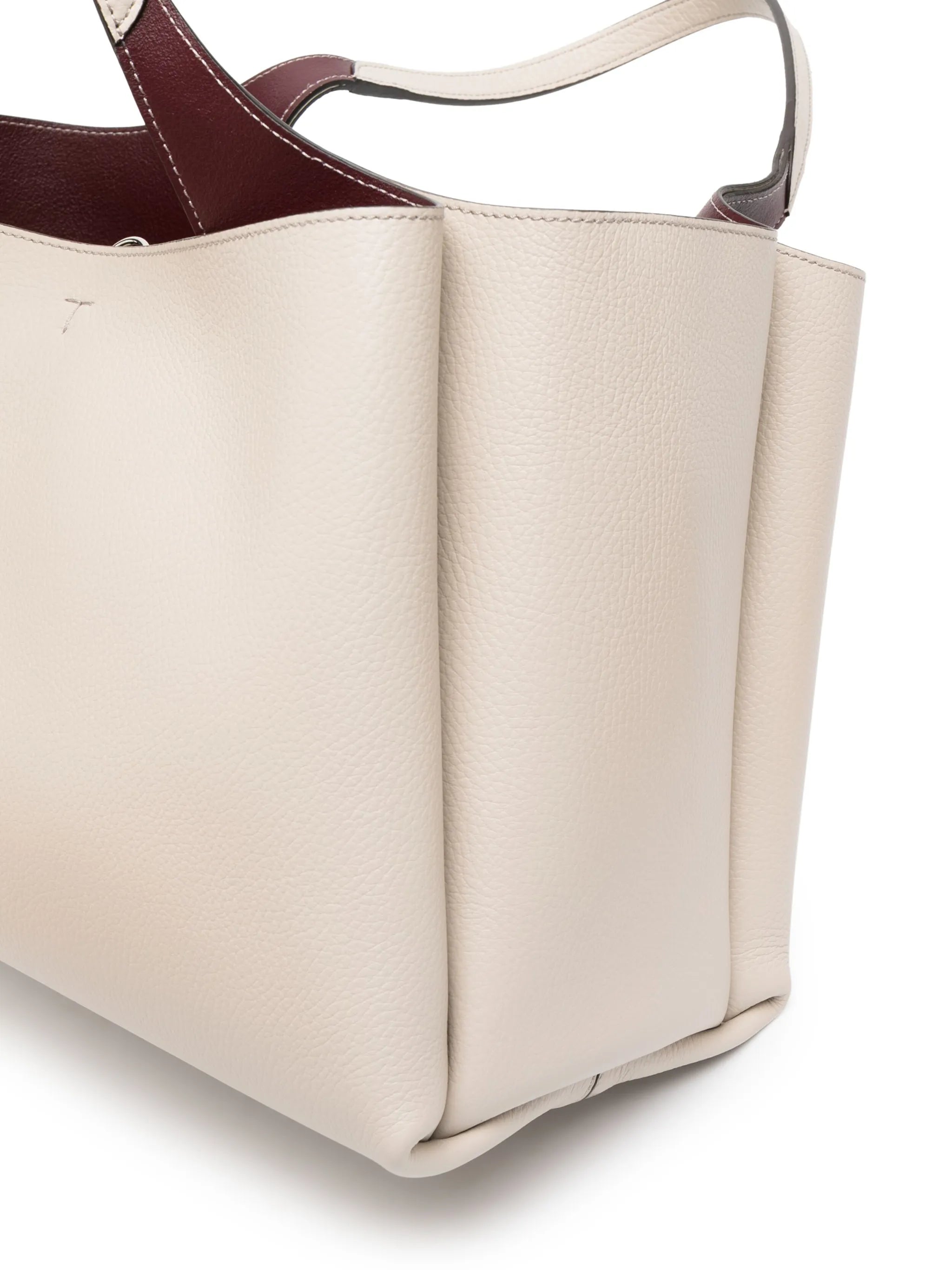 T Timeless charm leather tote bag