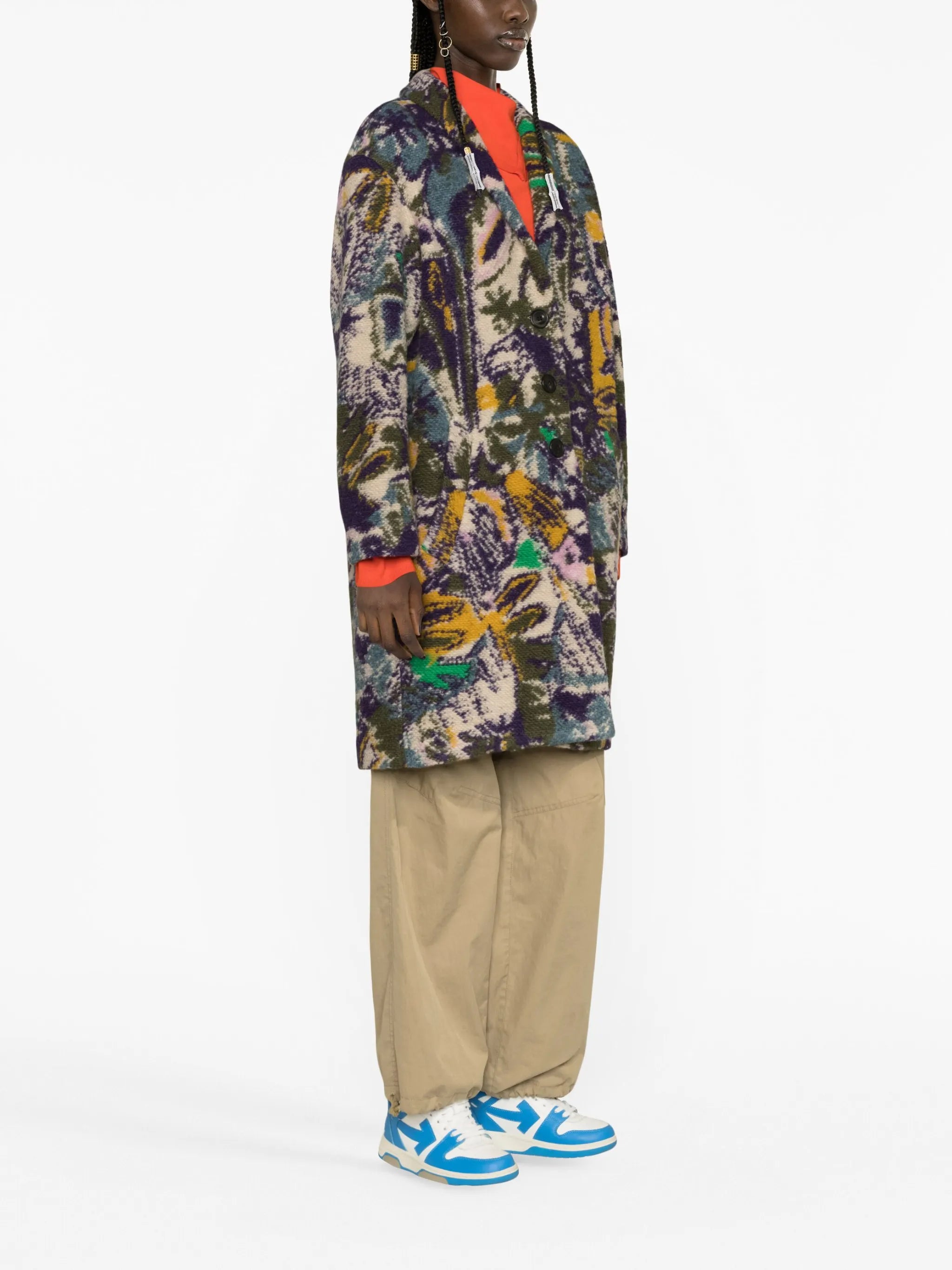 buttonned printed coat