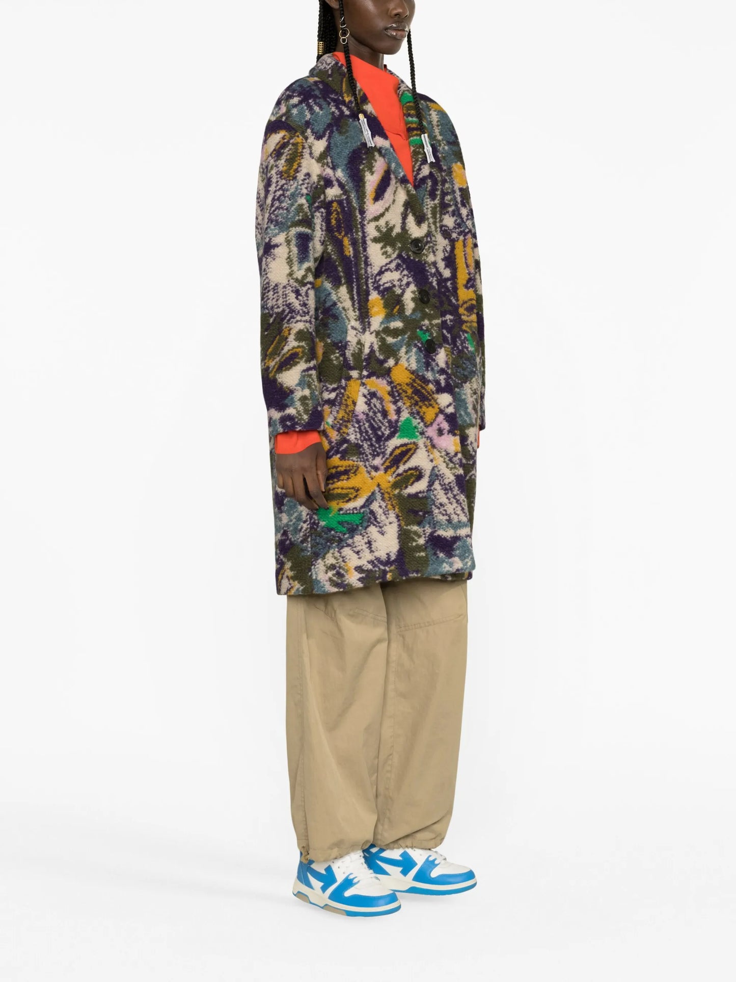 buttonned printed coat