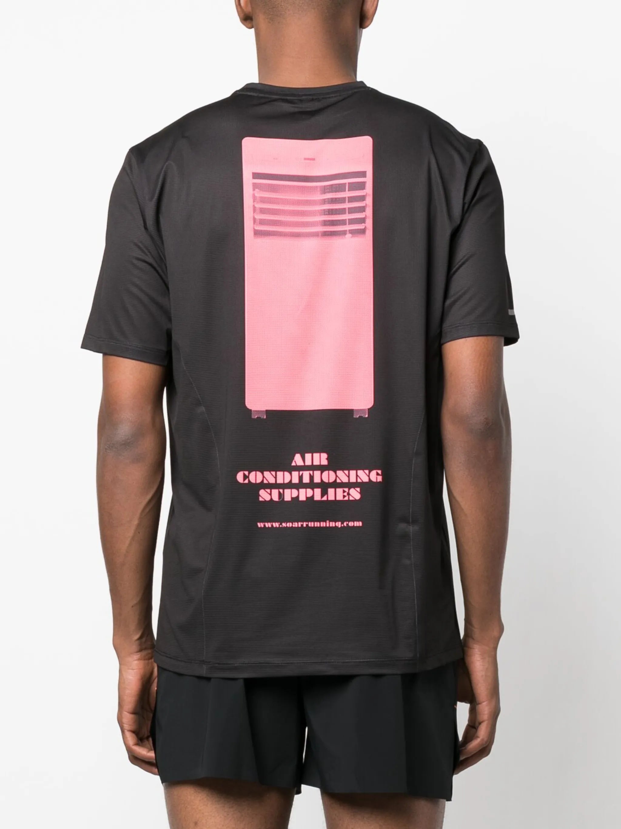 graphic-print performance T-shirt