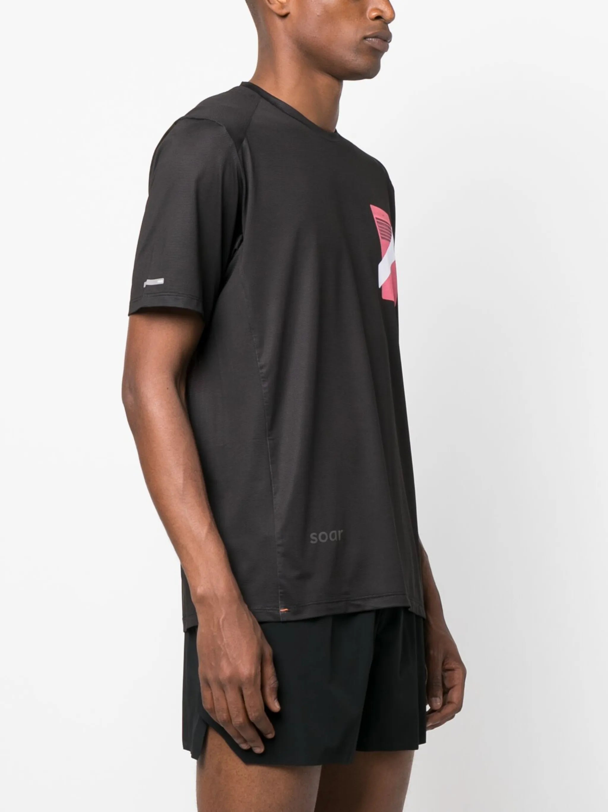 graphic-print performance T-shirt