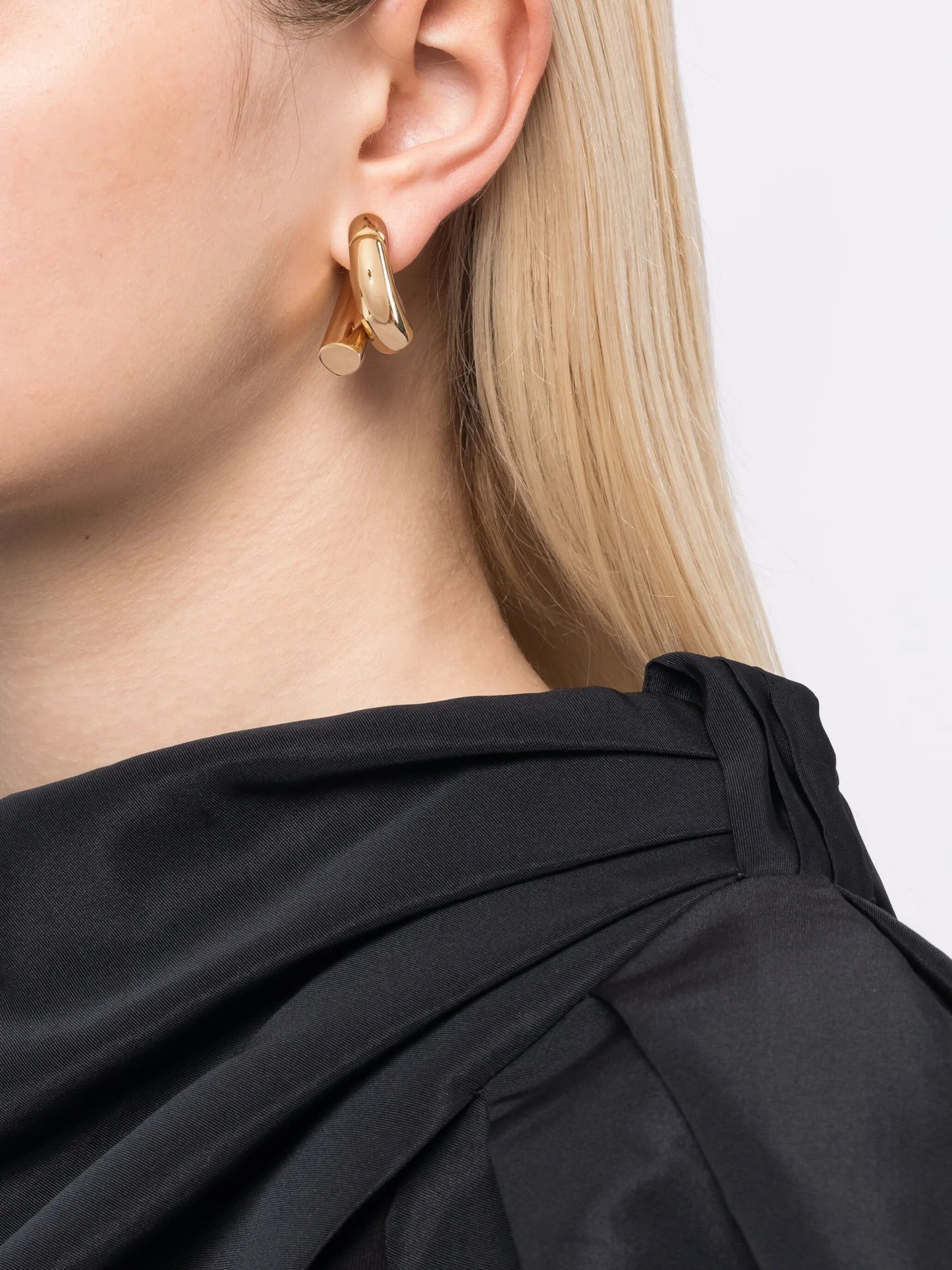 18kt yellow gold Oera large hoop earrings