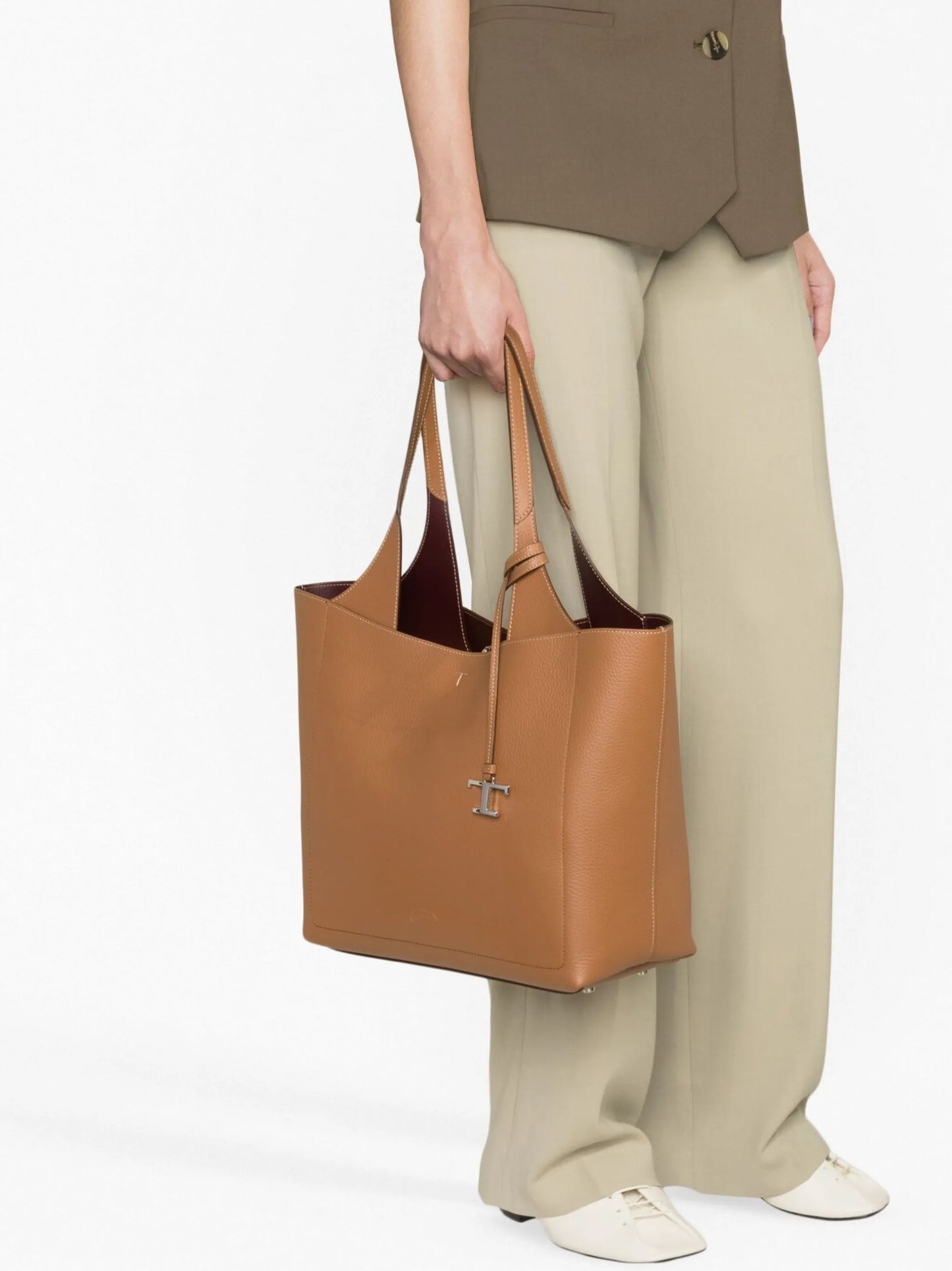 medium leather tote bag