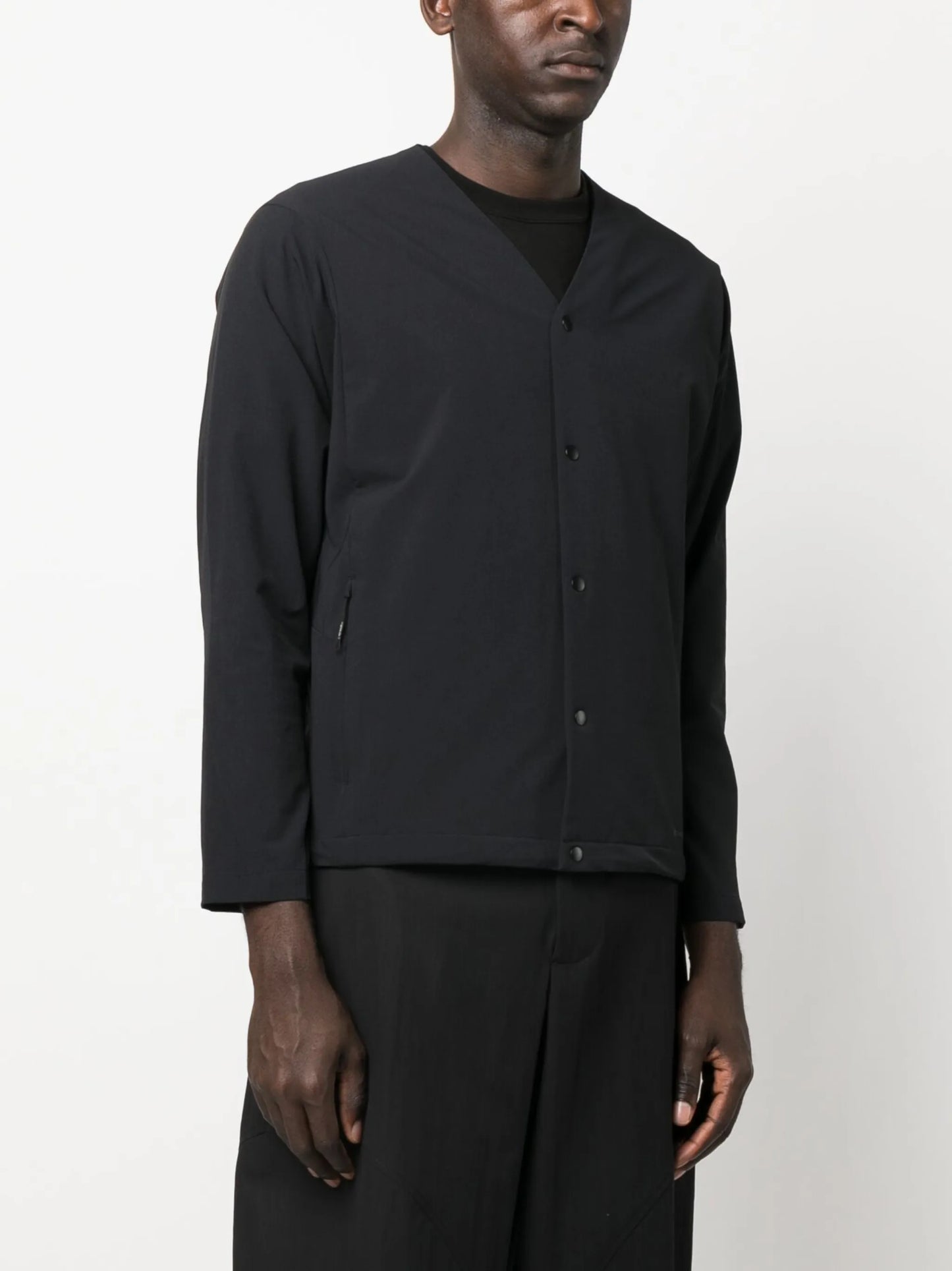 V-neck lightweight jacket